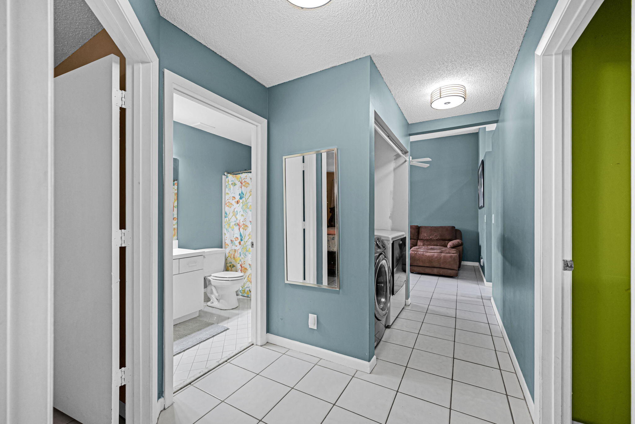 HOLIDAY SPRINGS EAST - Residential