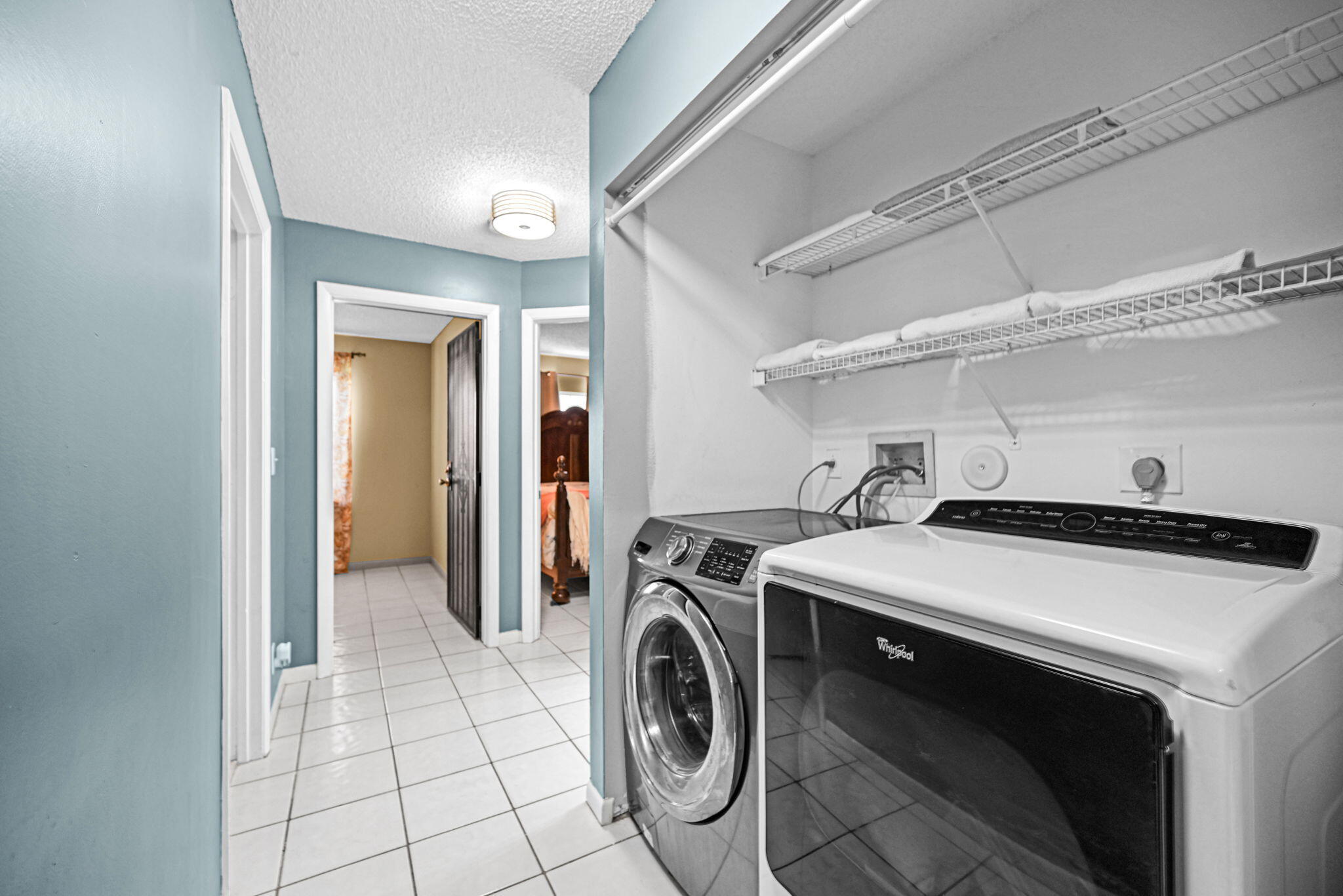 HOLIDAY SPRINGS EAST - Residential