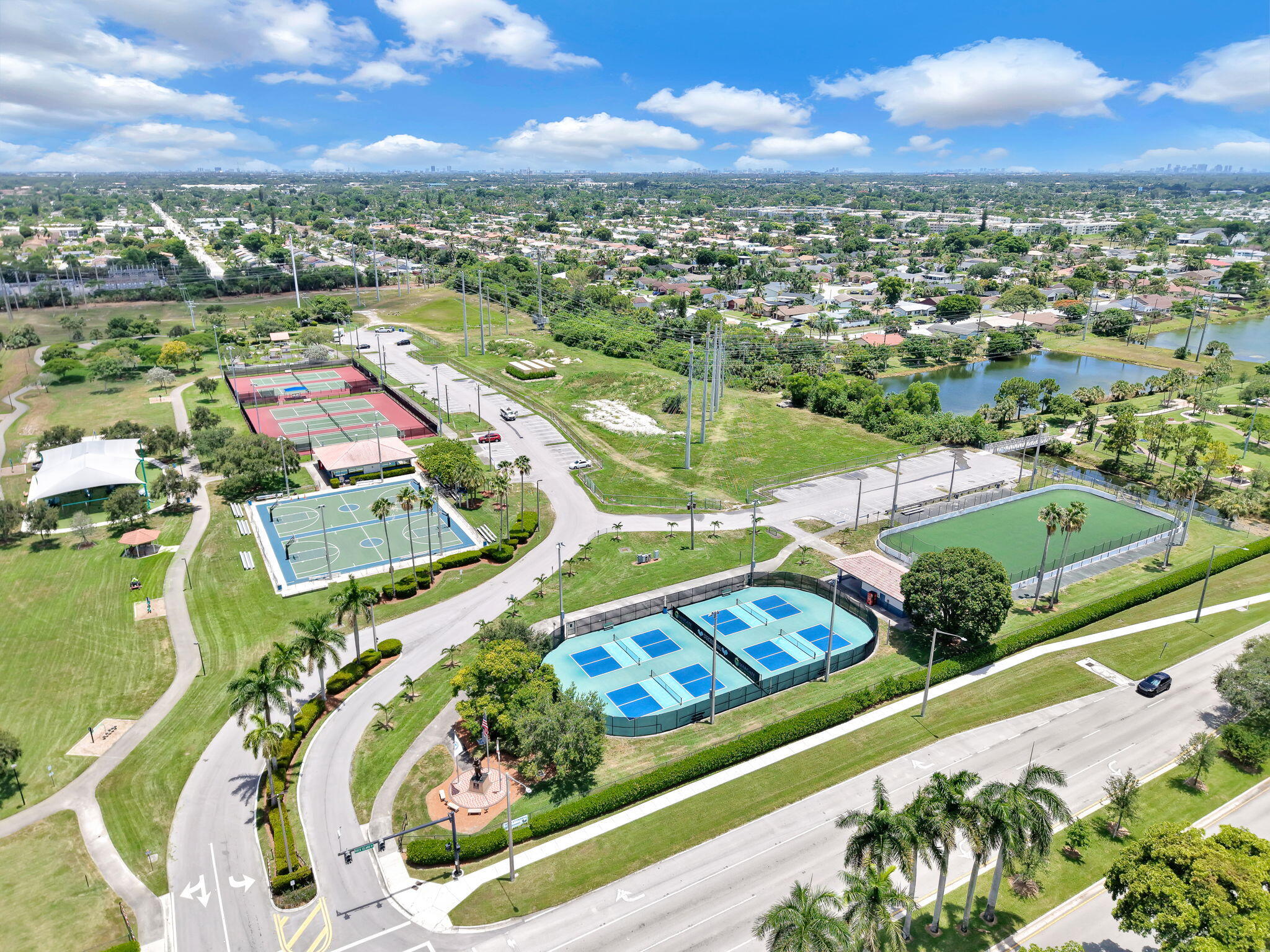 HOLIDAY SPRINGS EAST - Residential