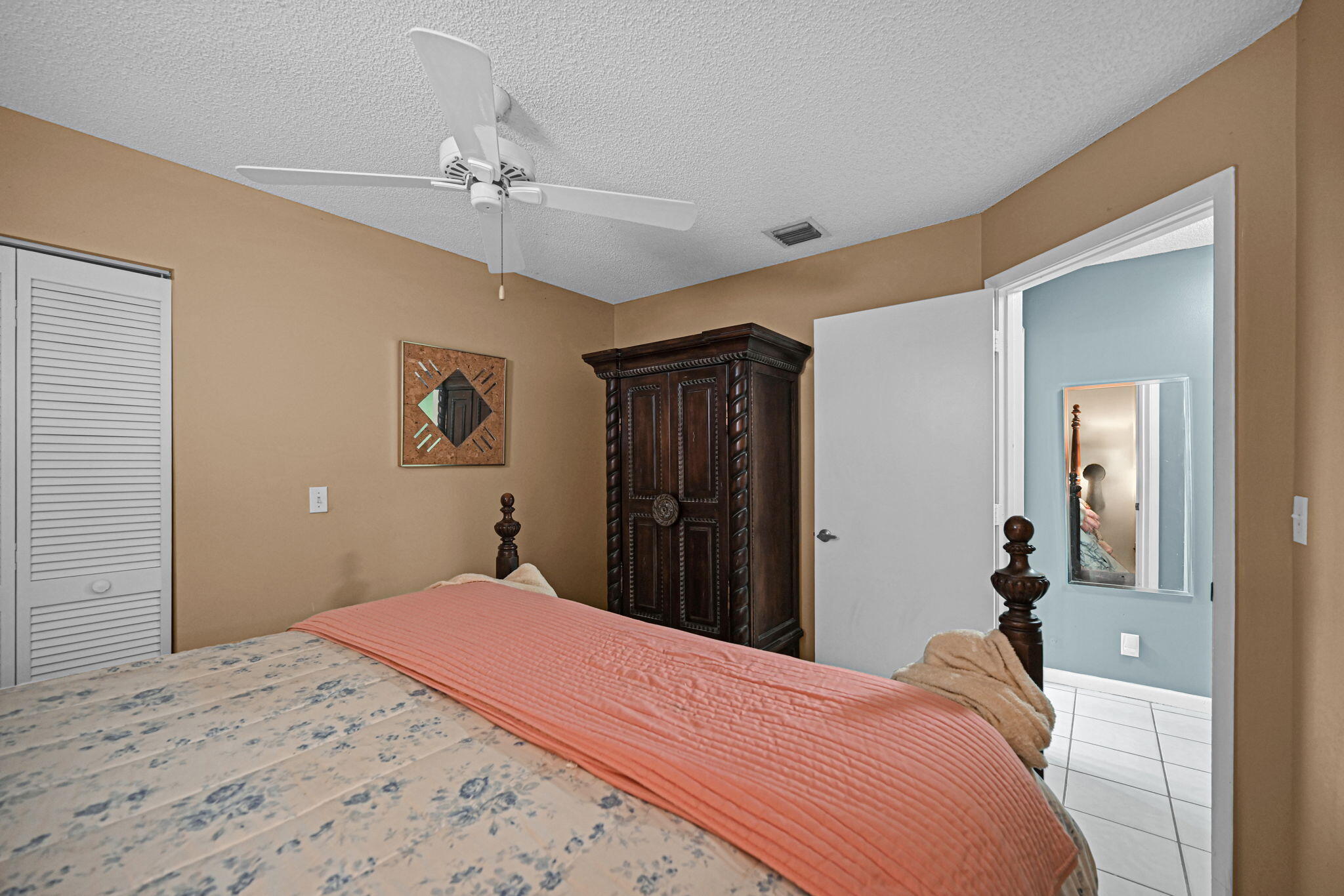 HOLIDAY SPRINGS EAST - Residential