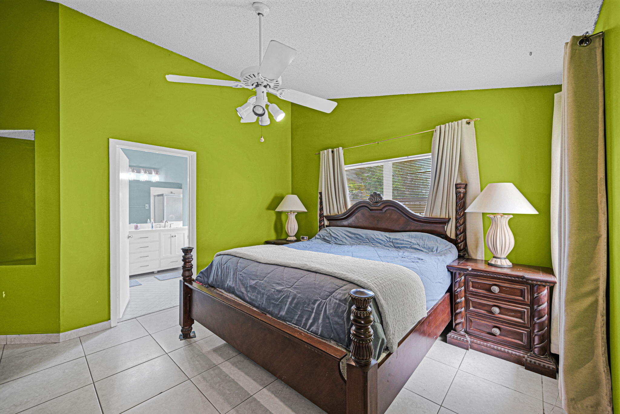 HOLIDAY SPRINGS EAST - Residential