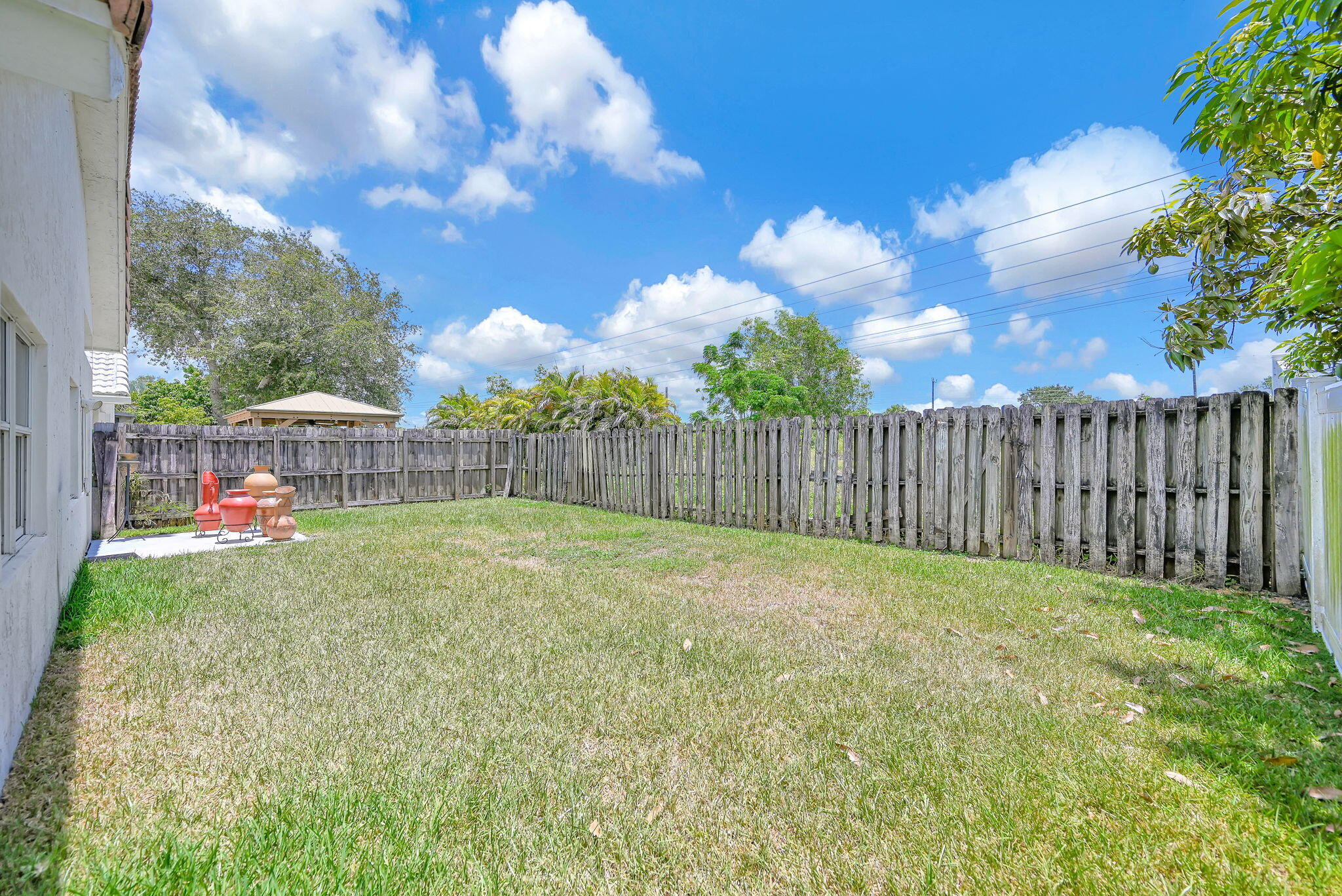 HOLIDAY SPRINGS EAST - Residential