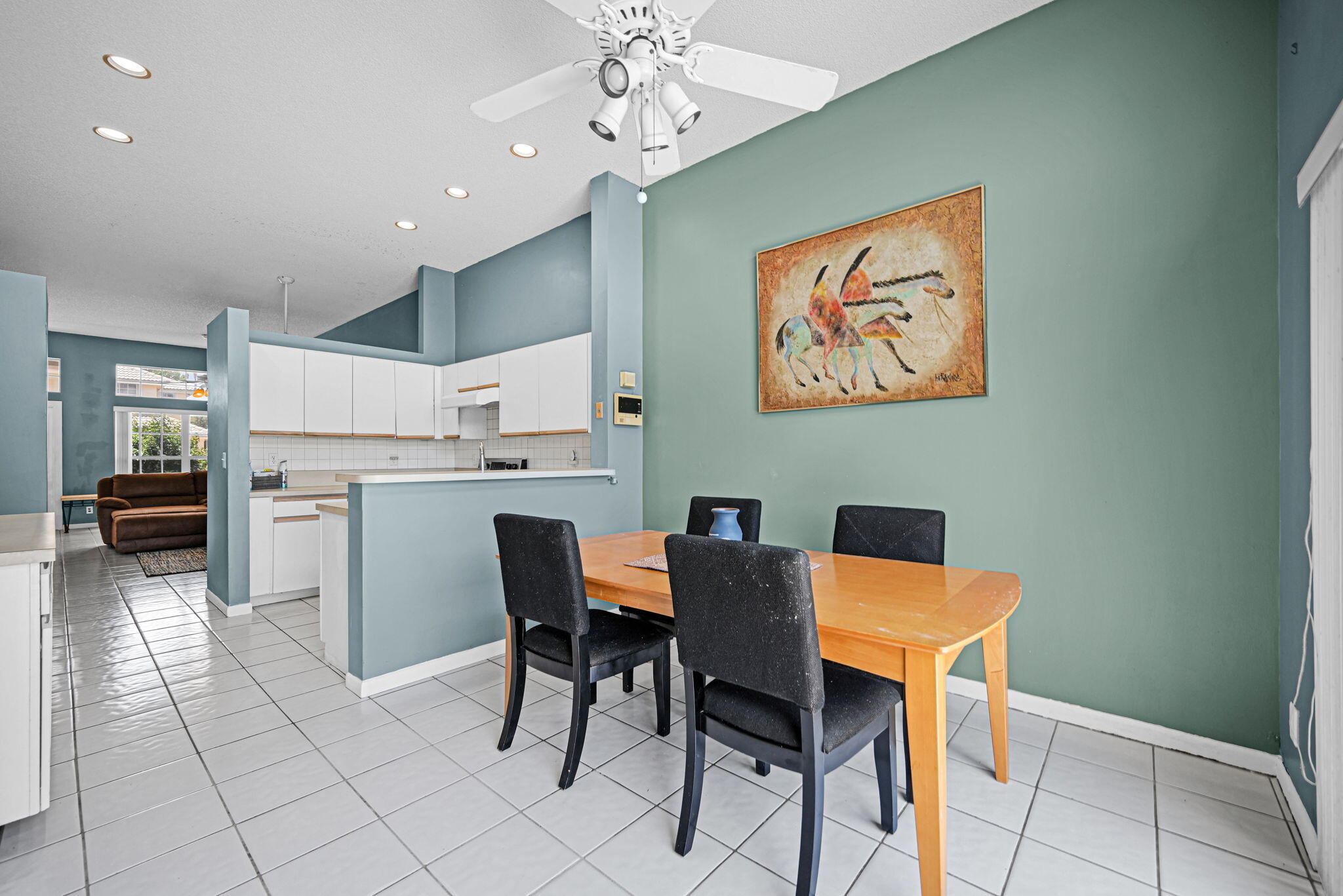 HOLIDAY SPRINGS EAST - Residential