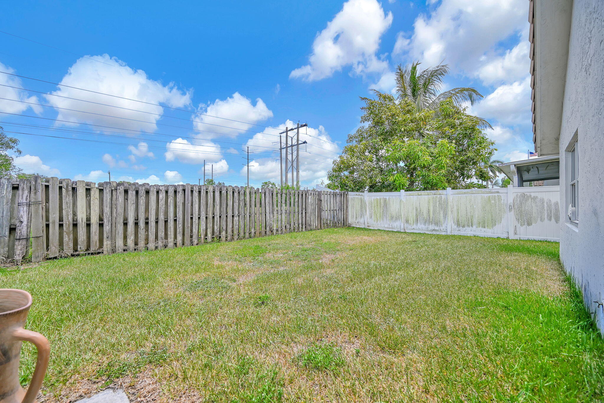HOLIDAY SPRINGS EAST - Residential