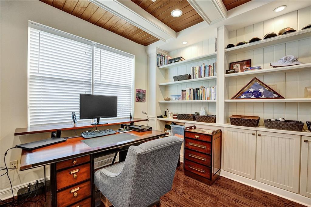Buena Vida - Residential