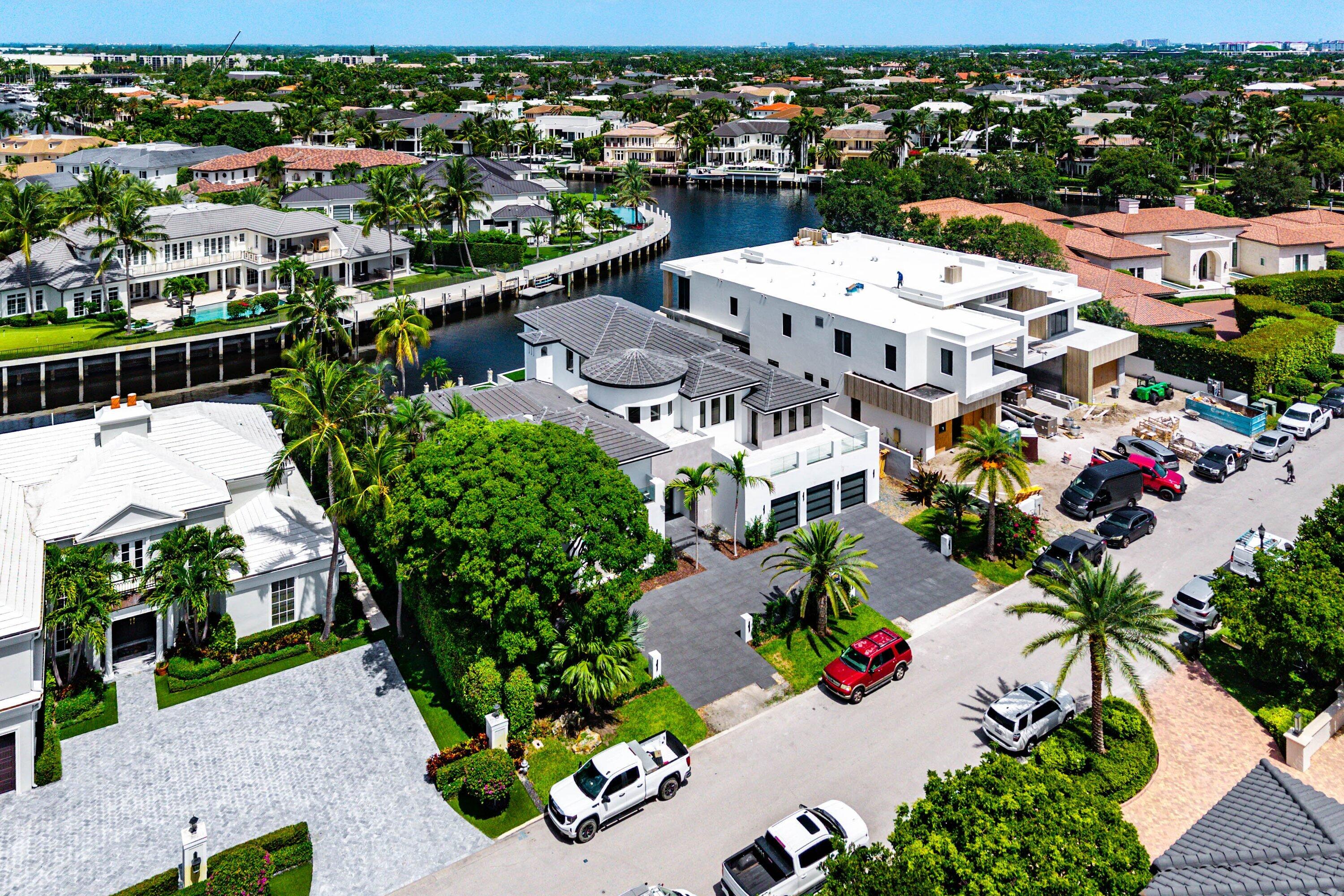 ROYAL PALM YACHT & COUNTRY CLUB - Residential