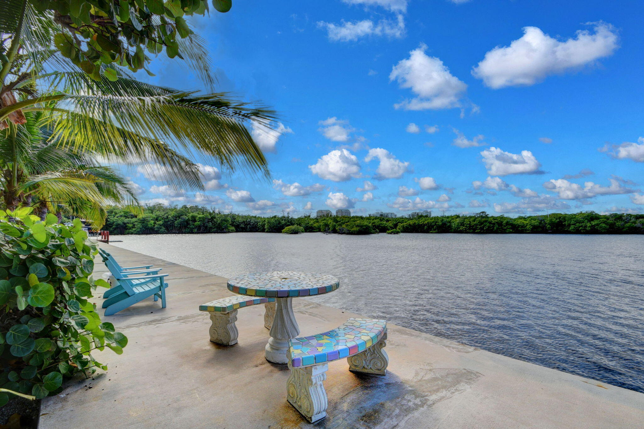 OCEAN PARK MANOR CONDO - Residential