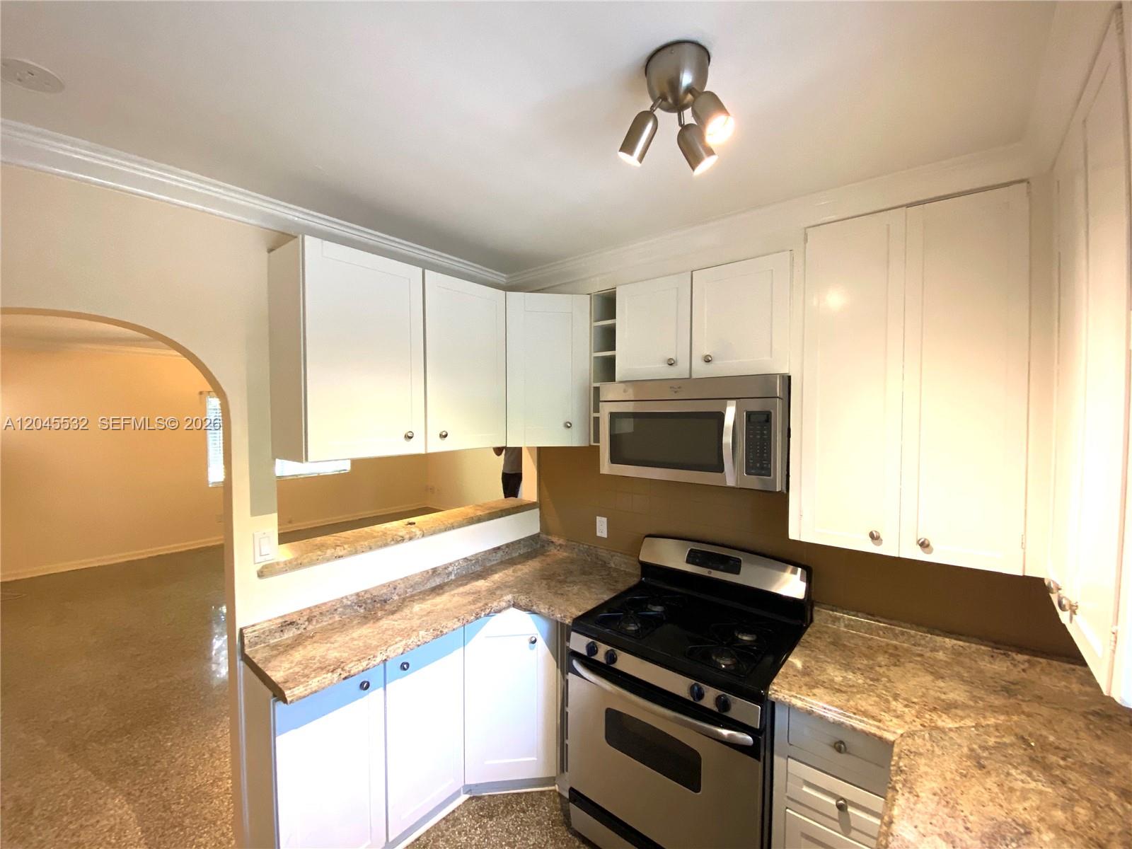 CALDERS RESUB - Residential Lease