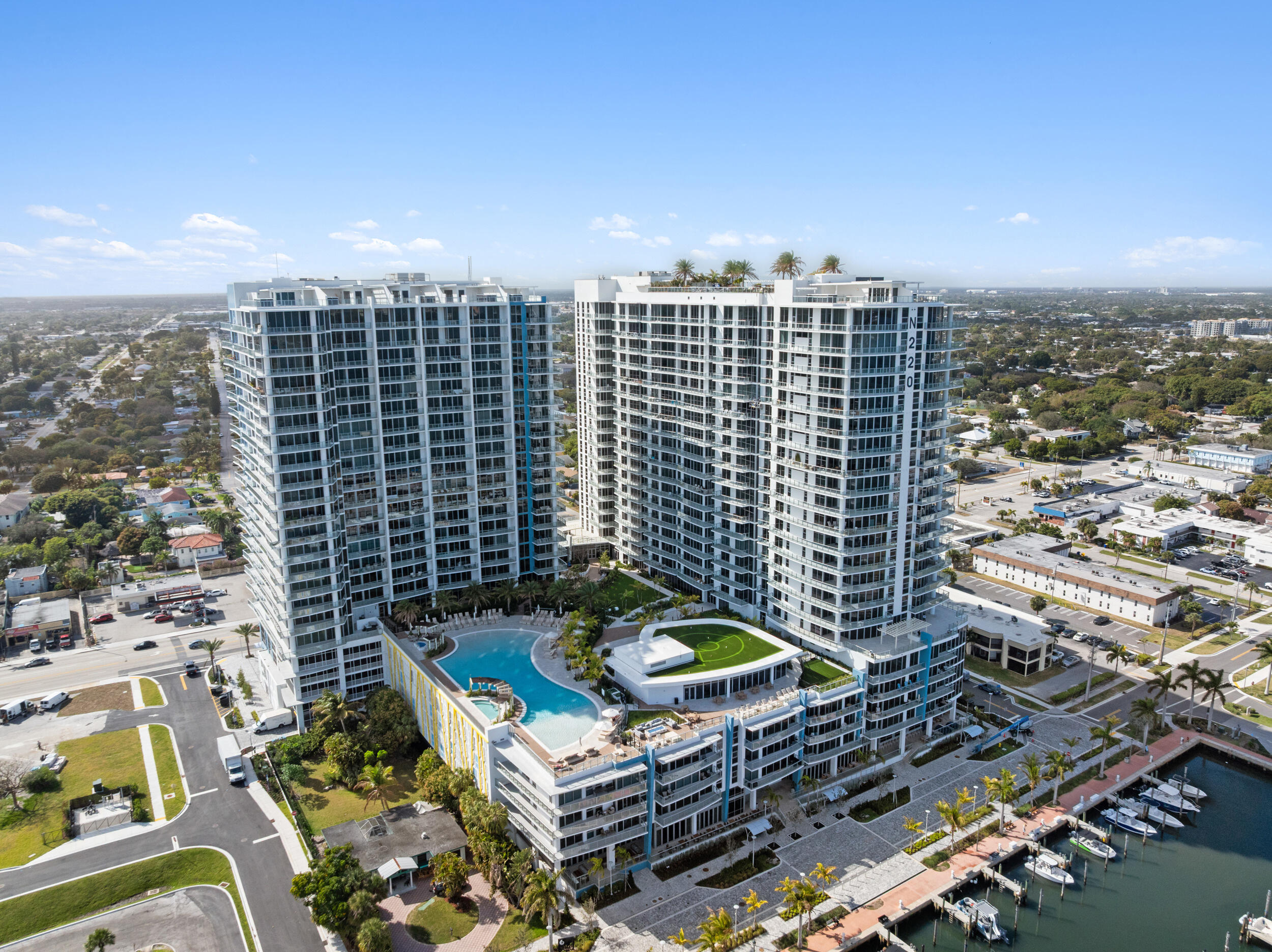 NAUTILUS 220 CONDO - Residential
