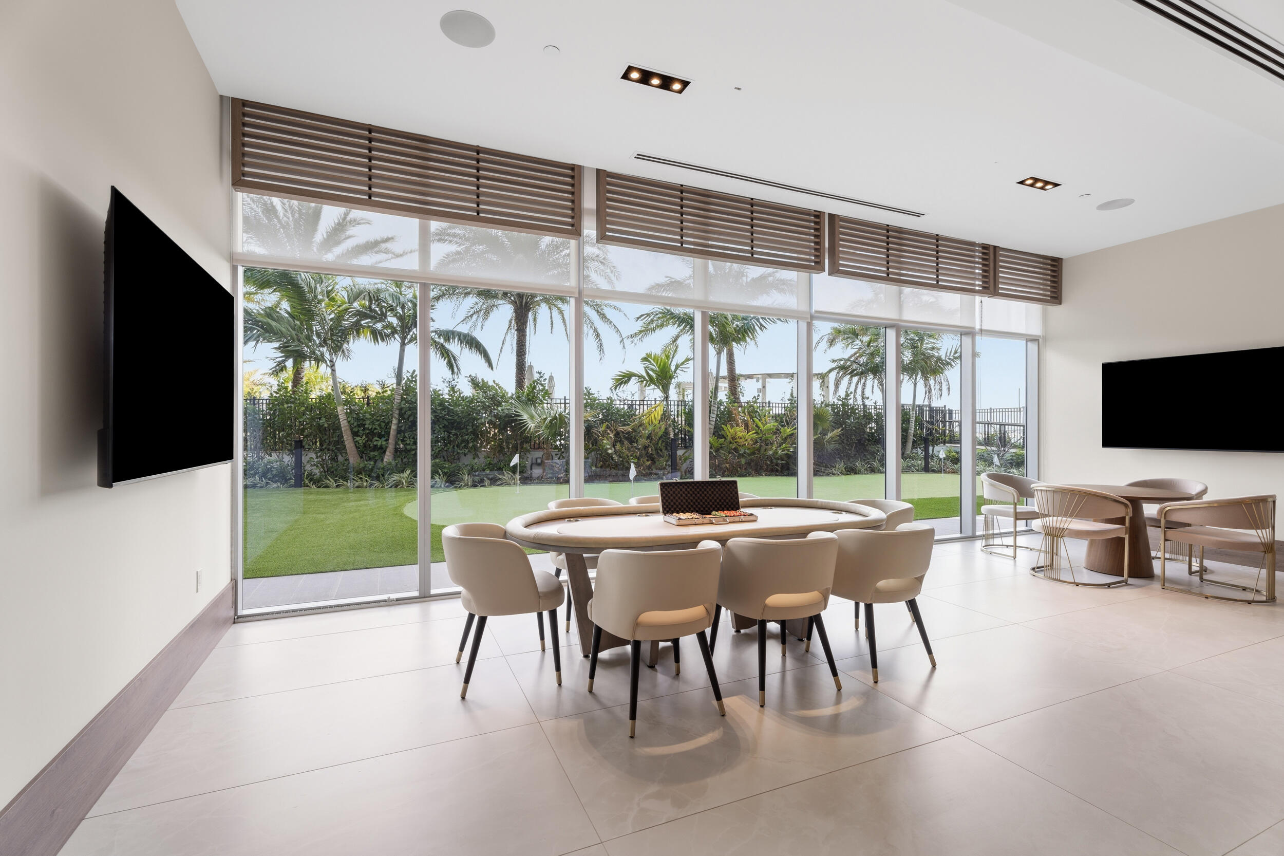 NAUTILUS 220 CONDO - Residential