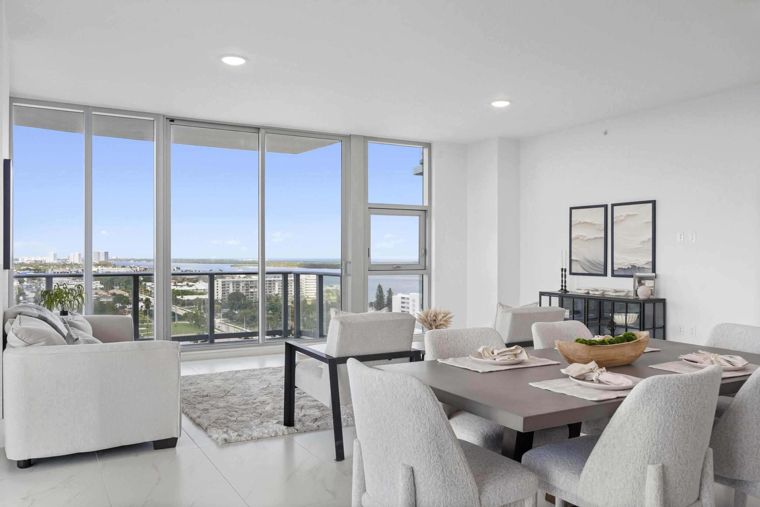 NAUTILUS 220 CONDO - Residential
