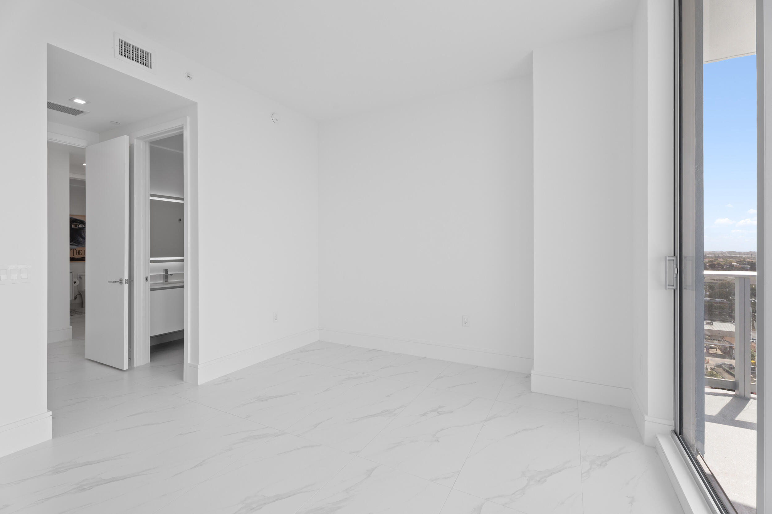 NAUTILUS 220 CONDO - Residential