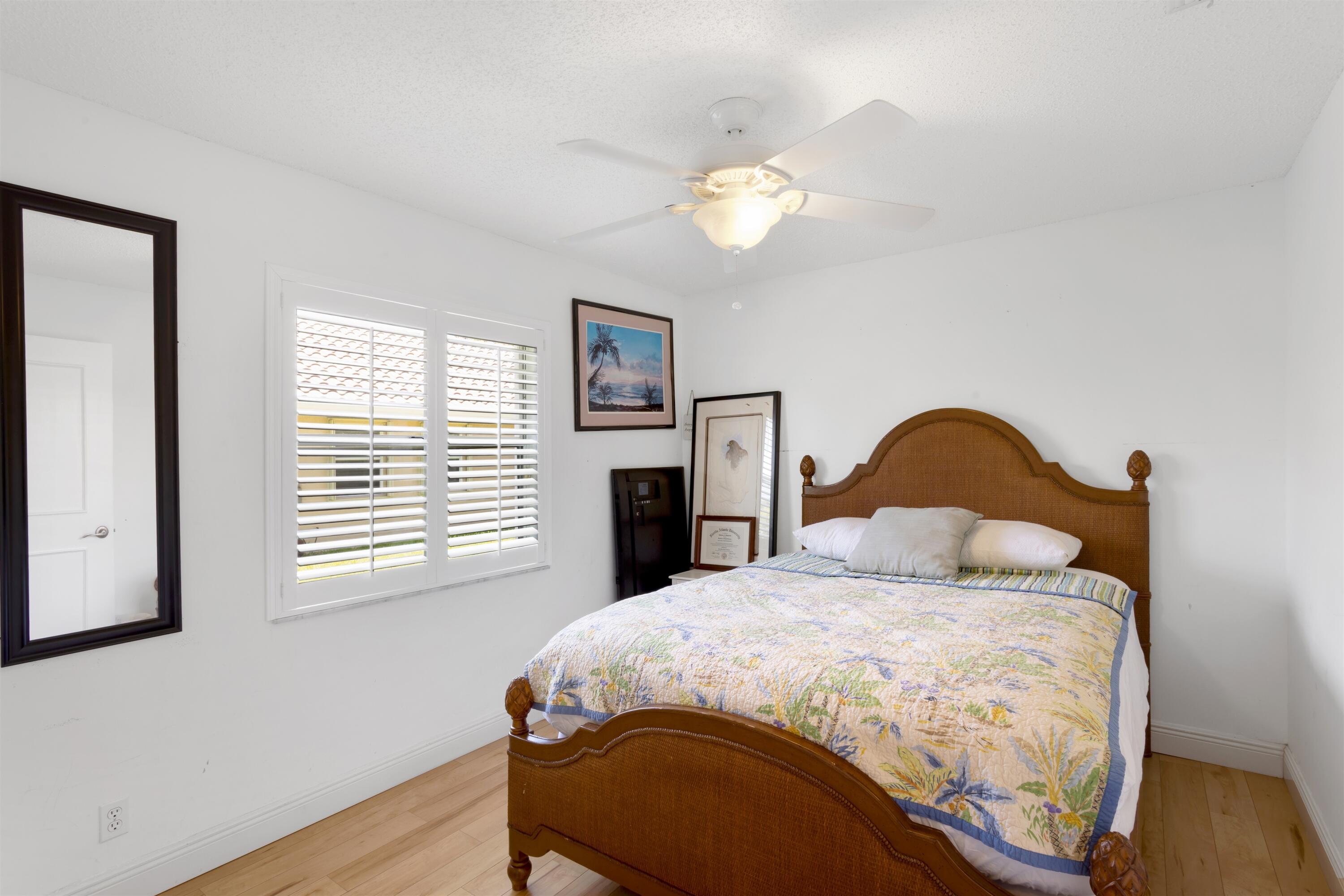 TROPIC ISLE 5TH SEC - Residential