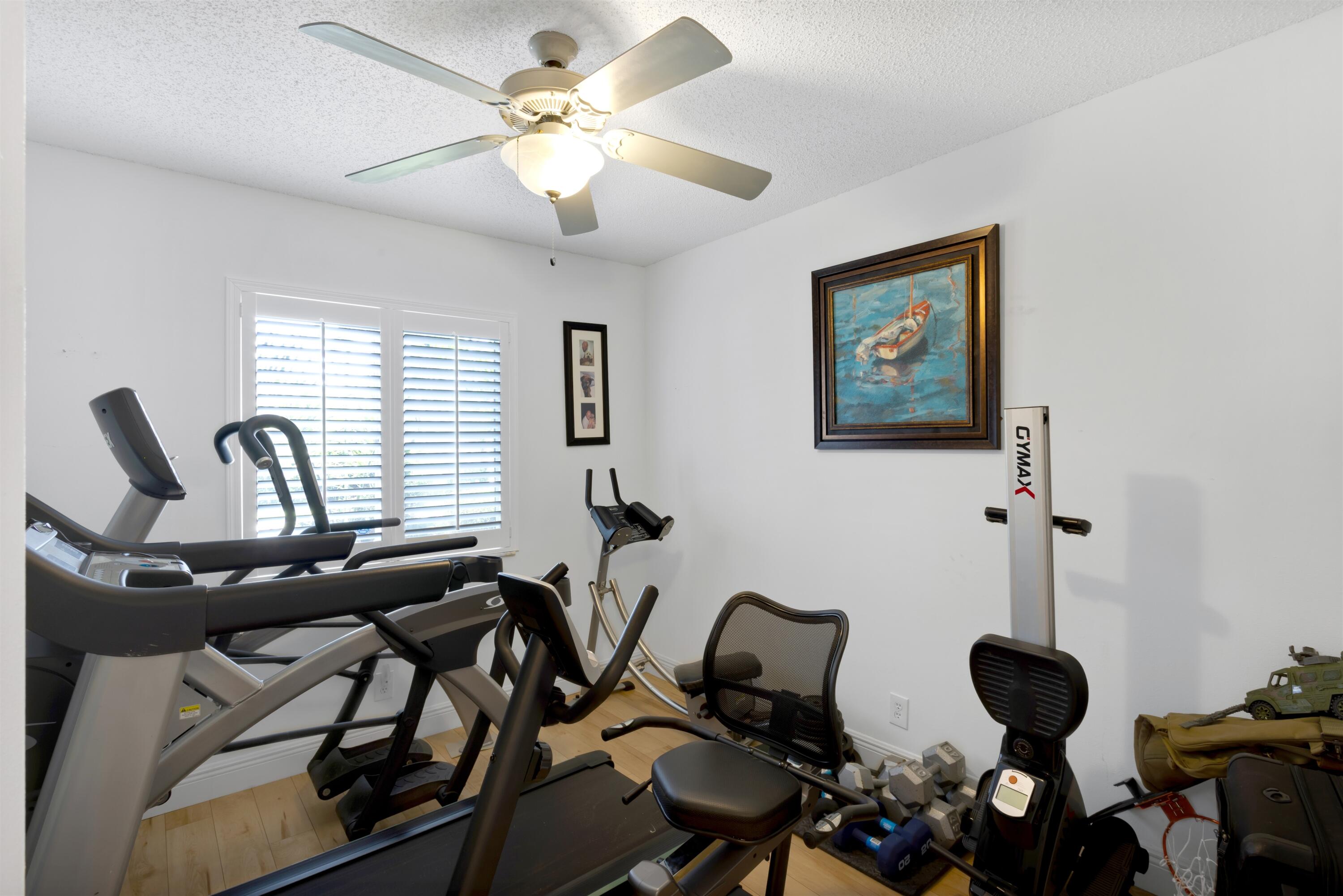 TROPIC ISLE 5TH SEC - Residential