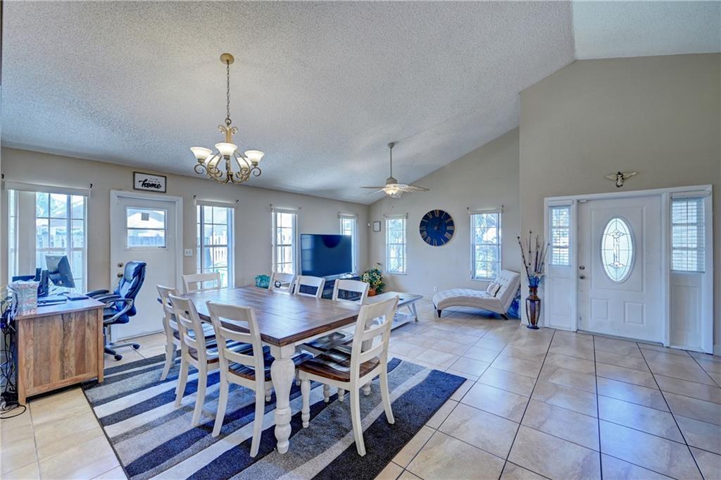 Springtree Lakes 79-12 B - Residential