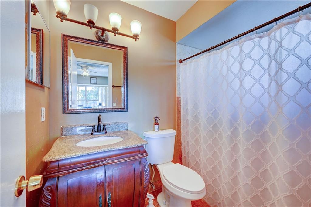 Springtree Lakes 79-12 B - Residential