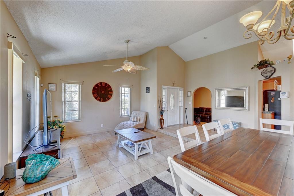 Springtree Lakes 79-12 B - Residential
