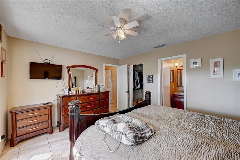 Springtree Lakes 79-12 B - Residential
