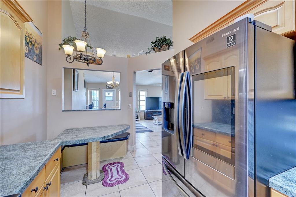 Springtree Lakes 79-12 B - Residential
