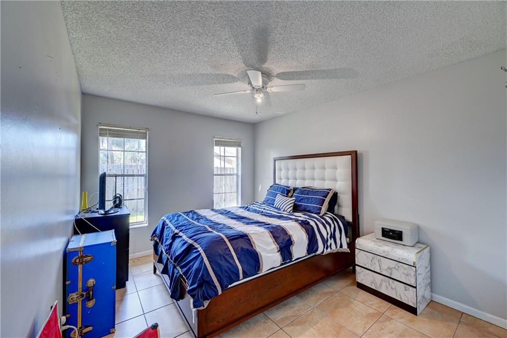 Springtree Lakes 79-12 B - Residential