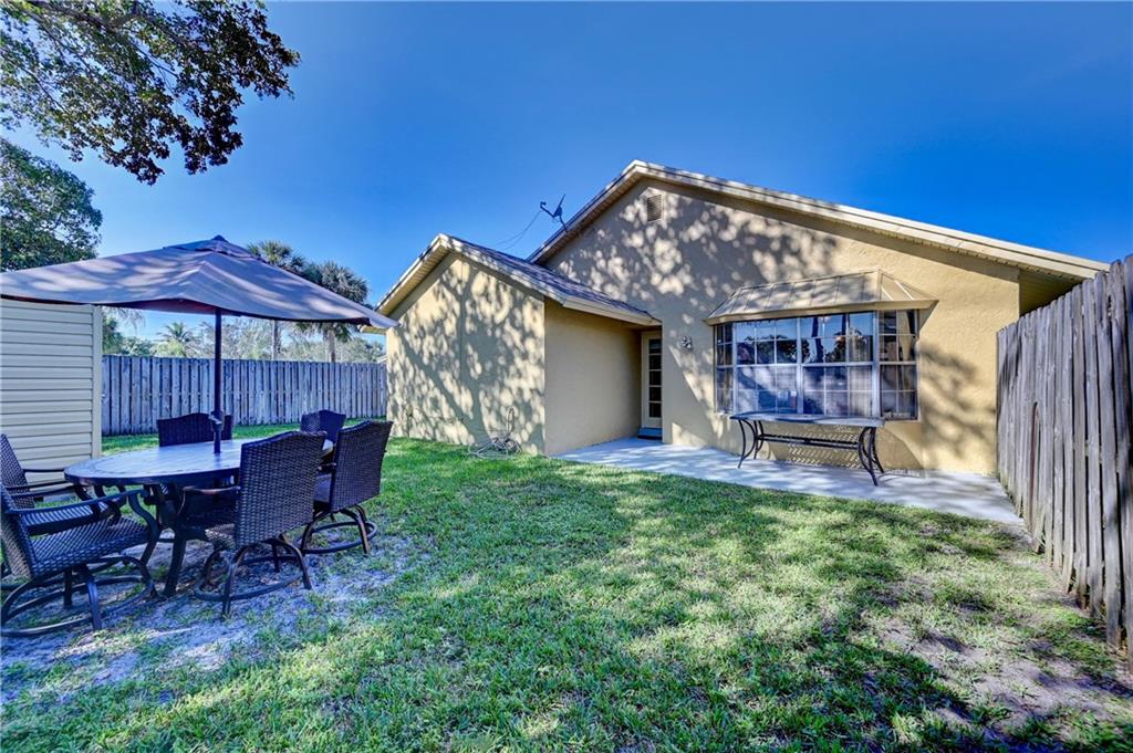 Springtree Lakes 79-12 B - Residential