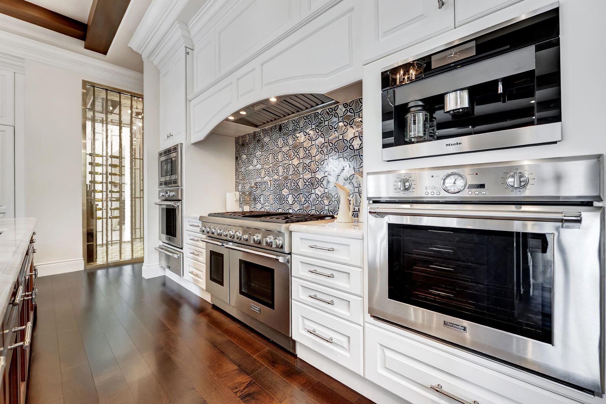 OLD PALM PL 4 - Residential