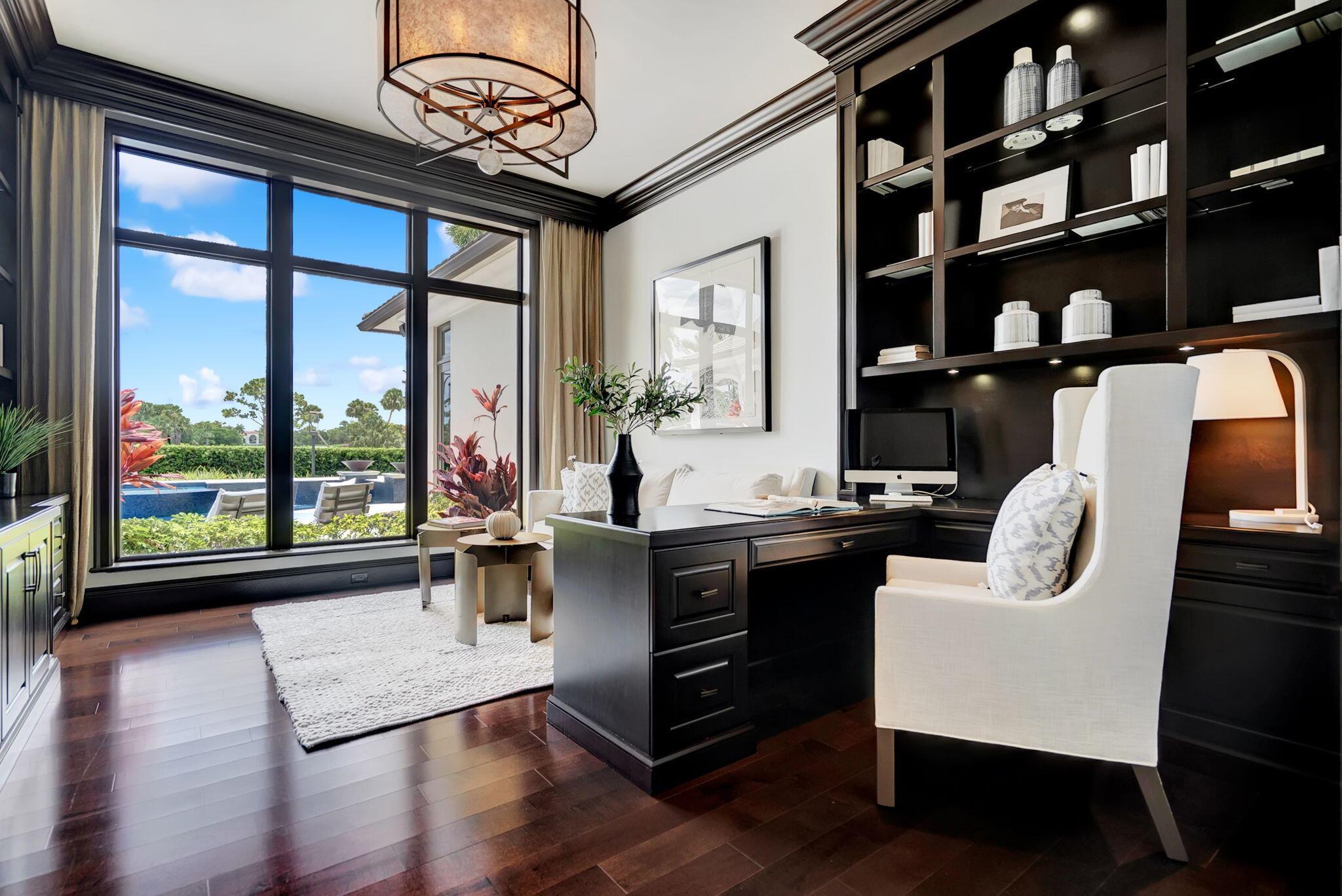 OLD PALM PL 4 - Residential