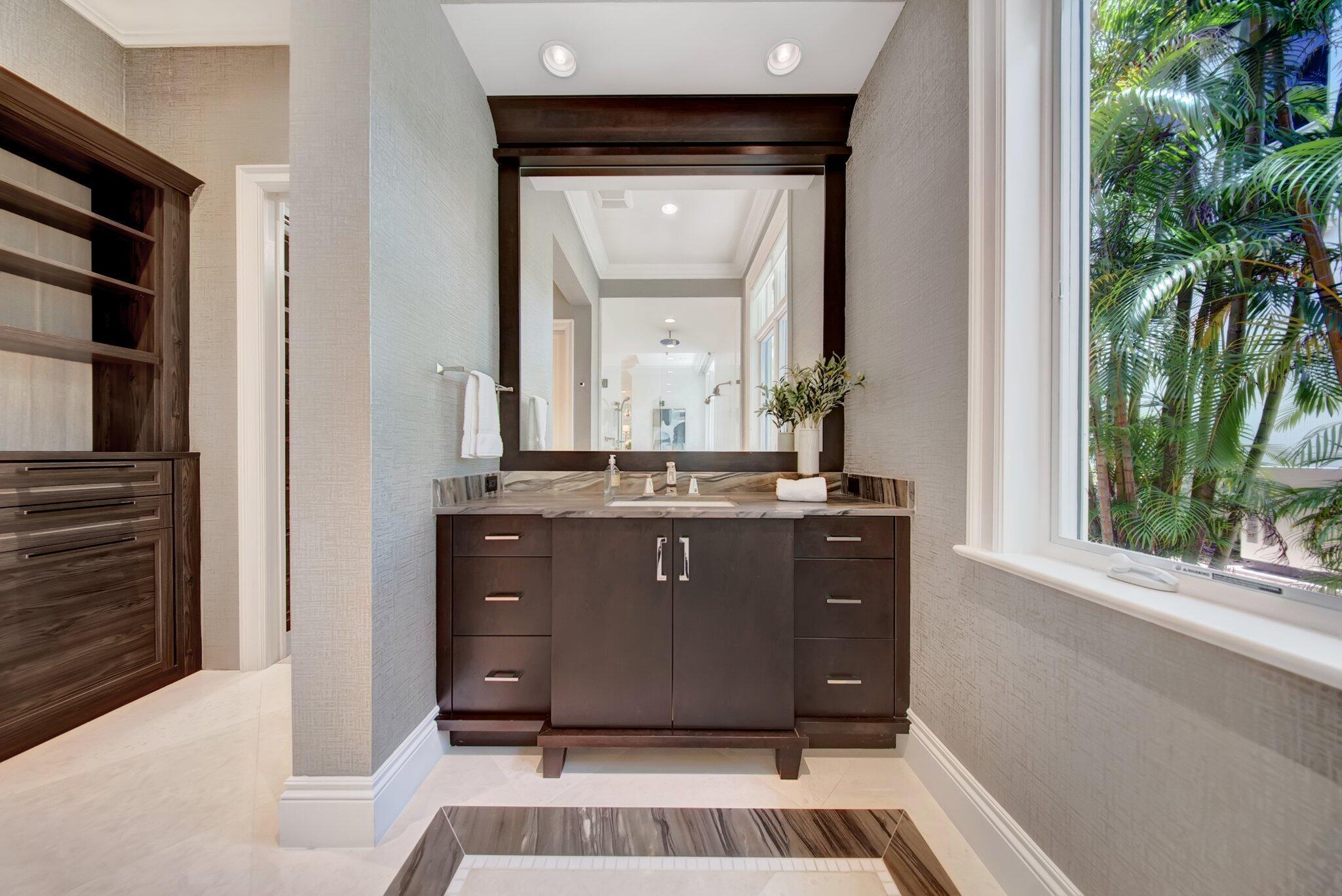 OLD PALM PL 4 - Residential