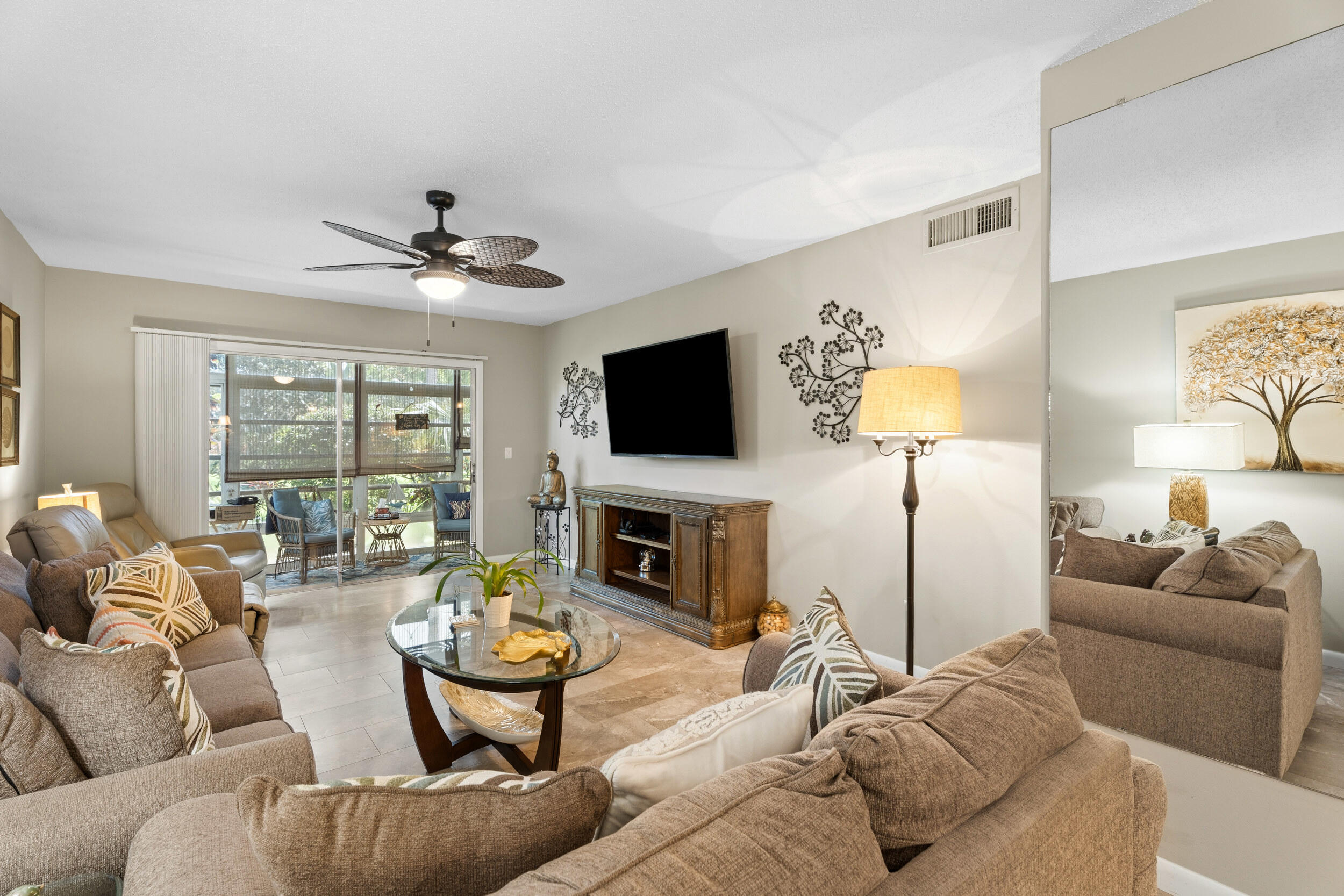 VISTA PINES CONDO - Residential