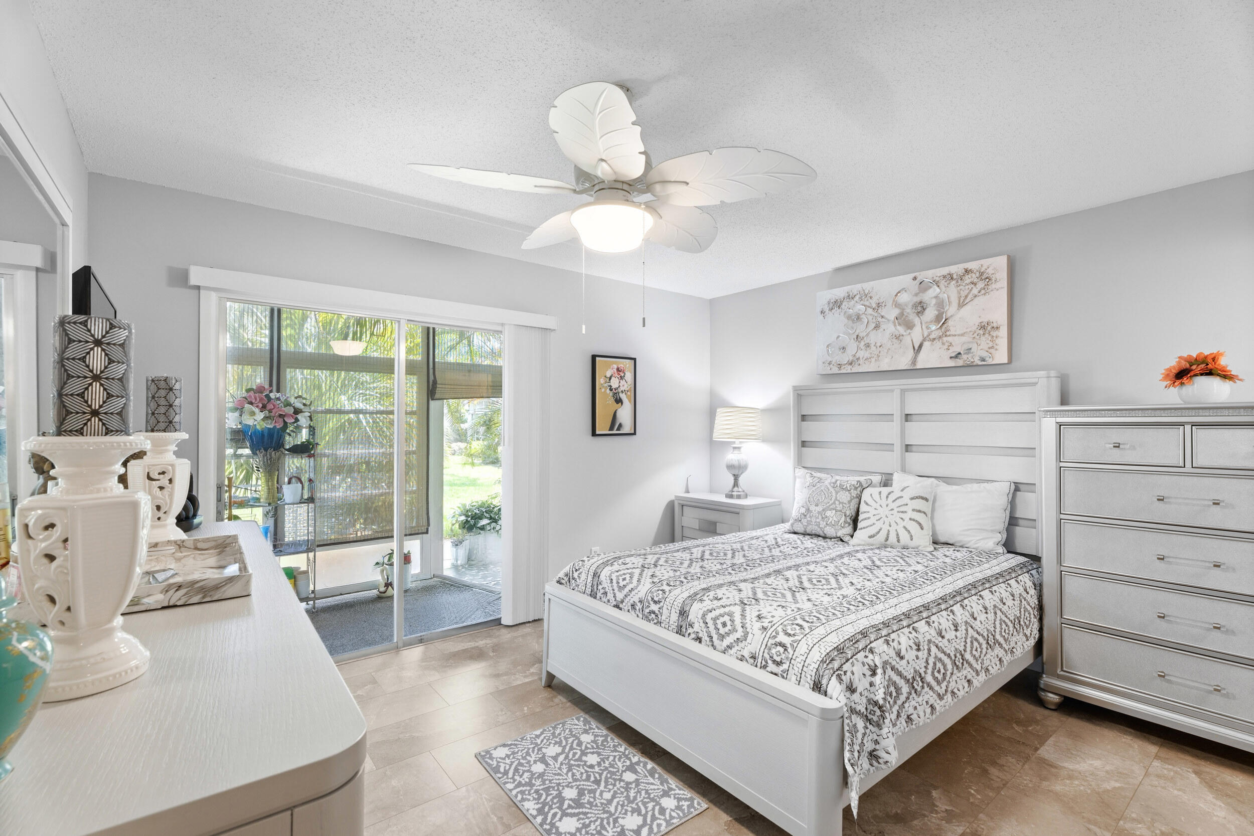 VISTA PINES CONDO - Residential