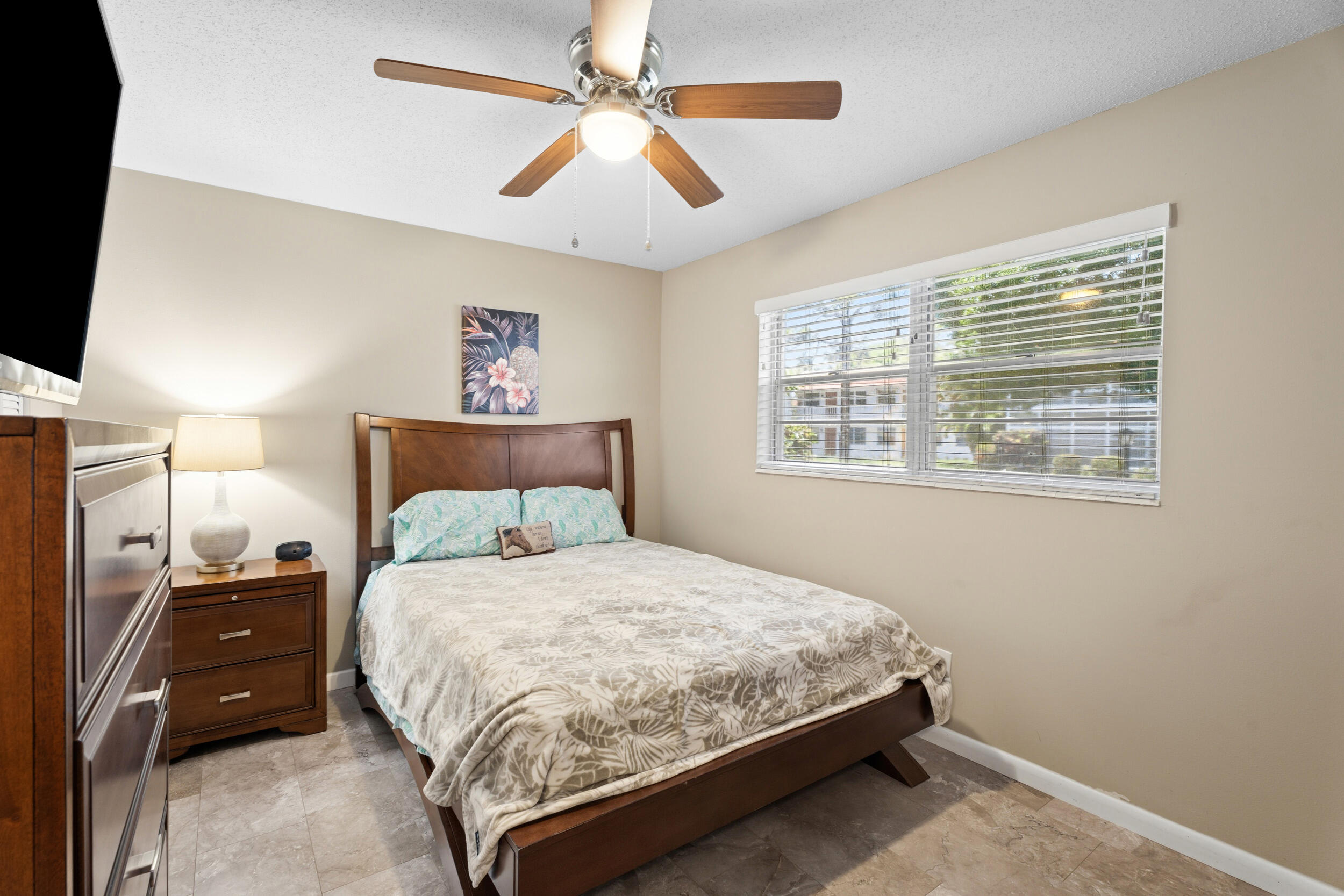VISTA PINES CONDO - Residential