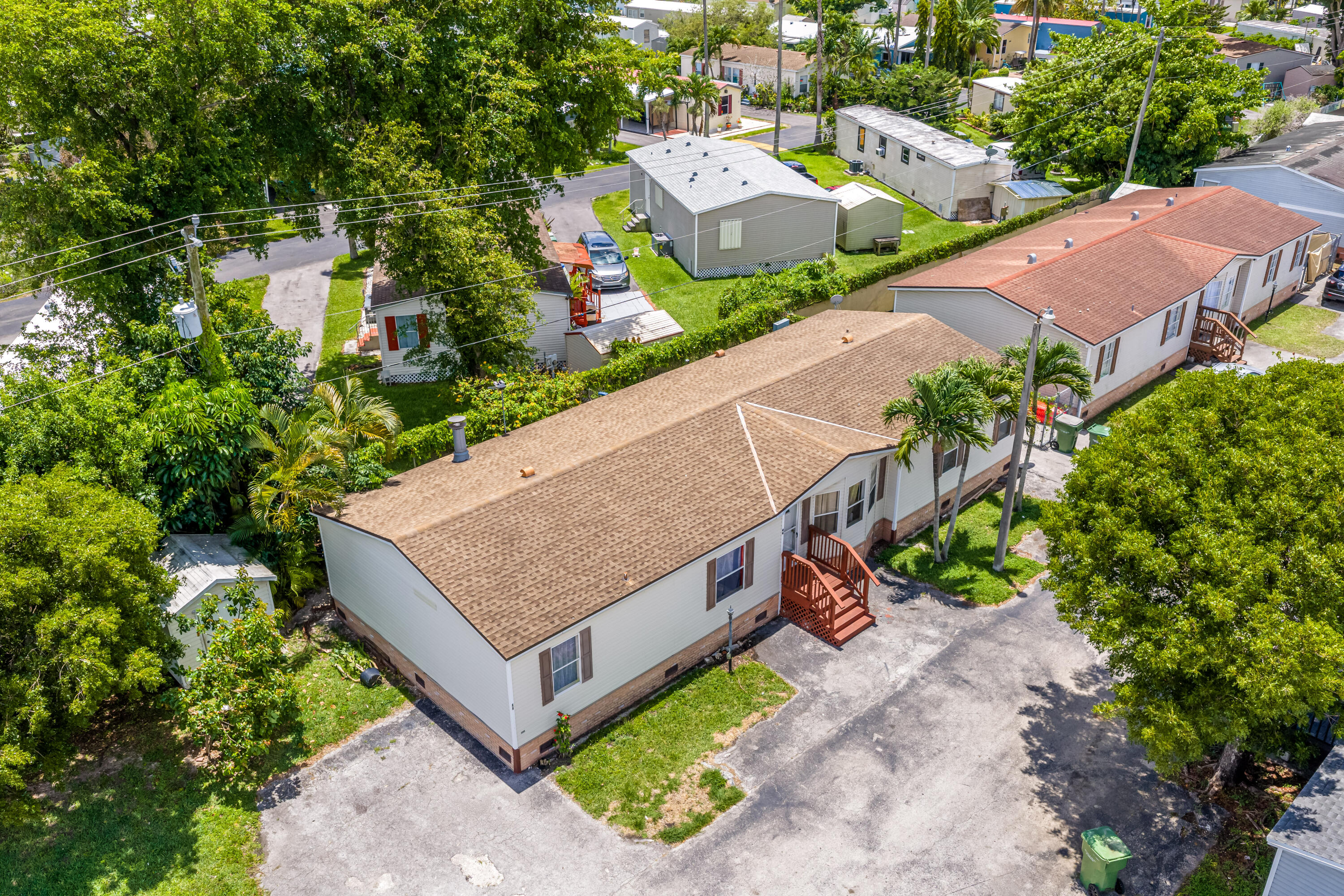 COCOWALK ESTATES - Residential