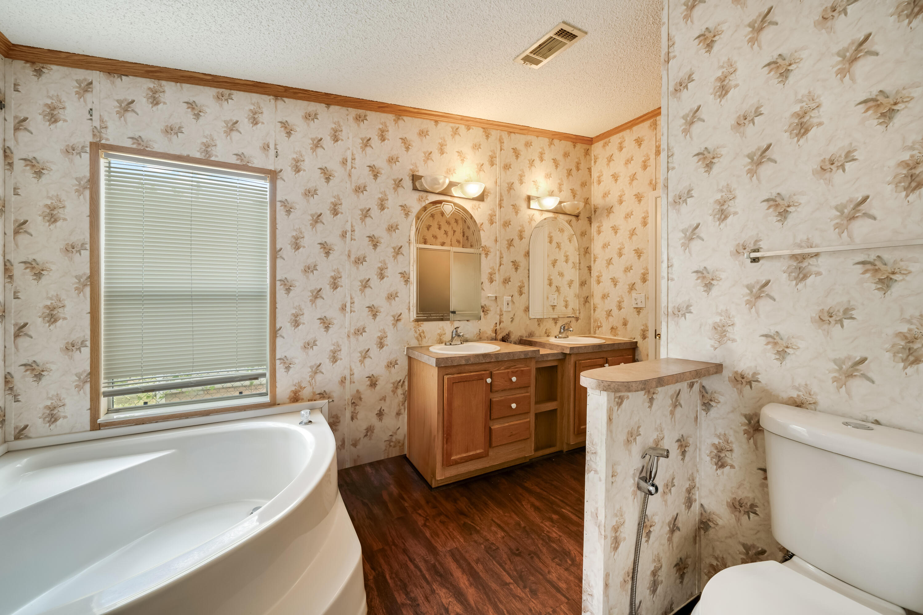 COCOWALK ESTATES - Residential