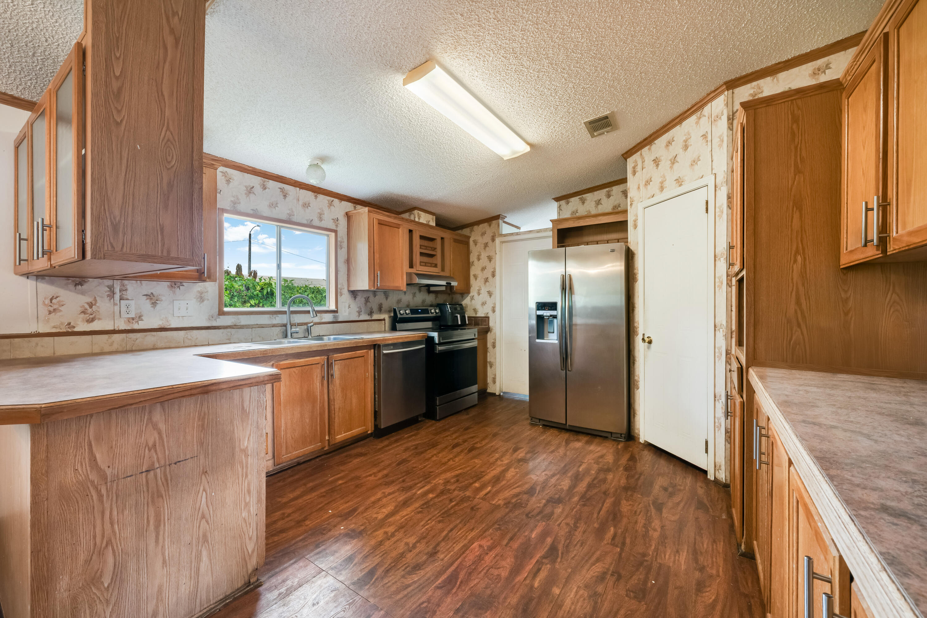 COCOWALK ESTATES - Residential