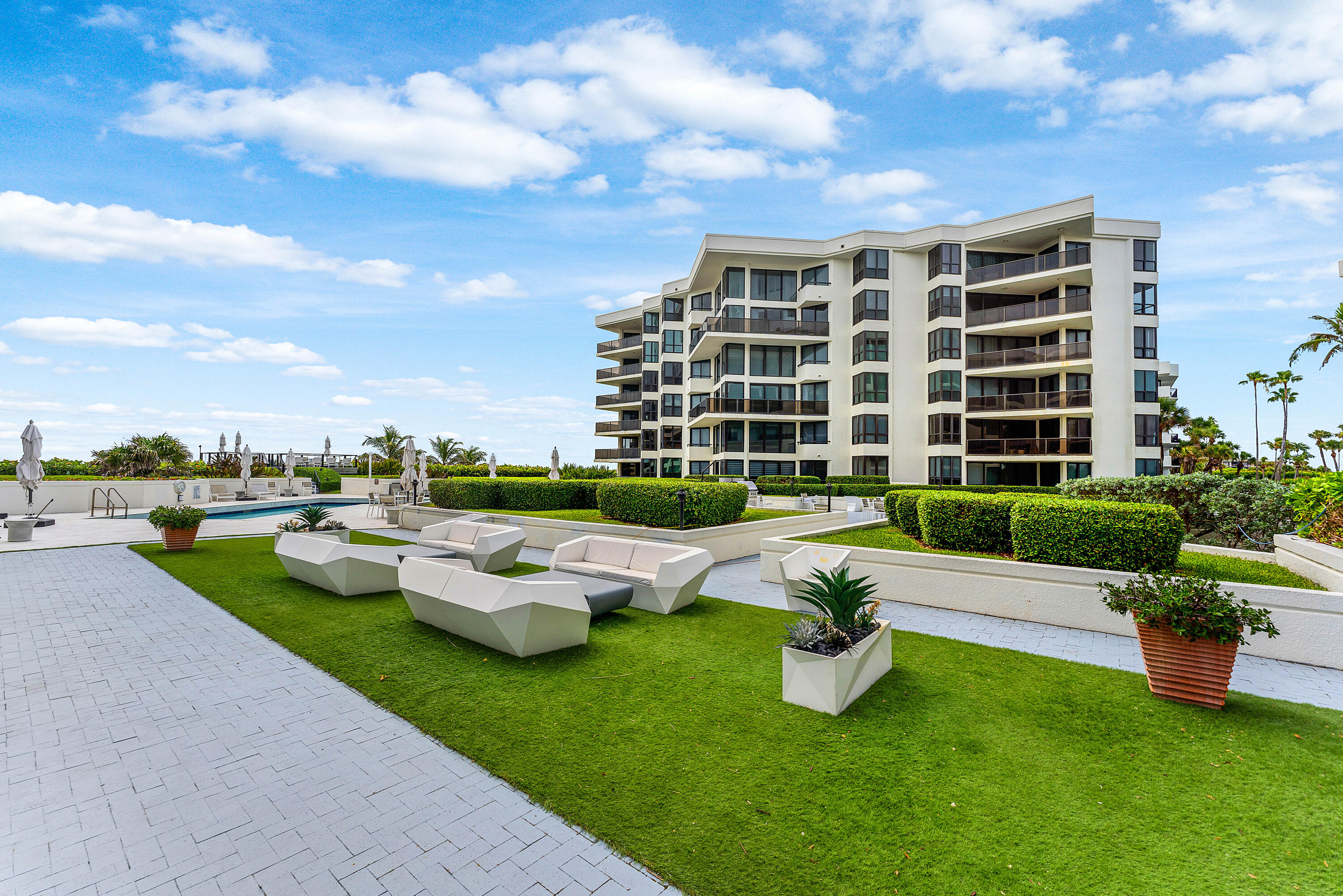 THIRTY ONE TWENTY CONDO - Residential