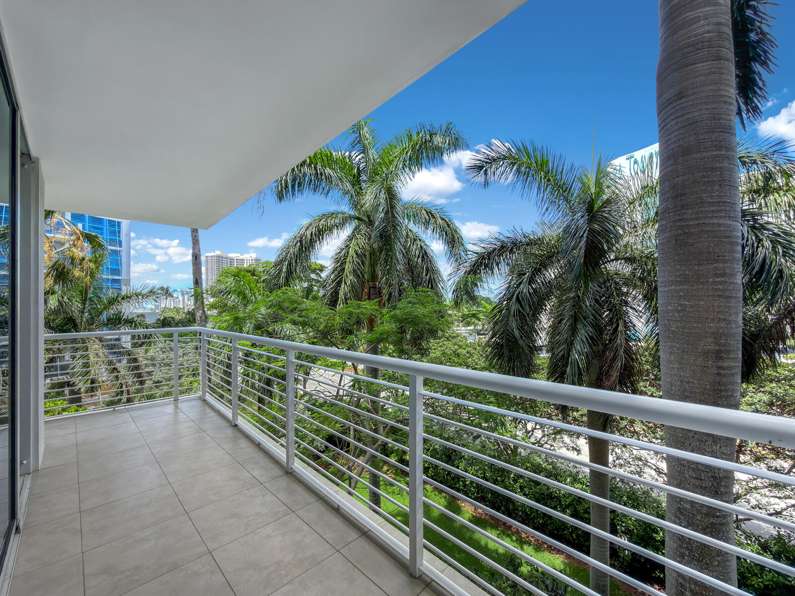 SAPPHIRE FORT LAUDERDALE CONDO - Residential