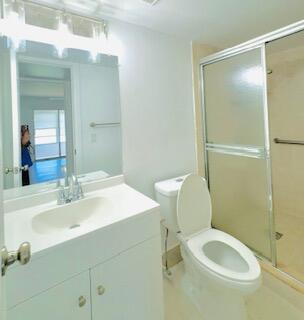 CORNWALL AT CENTURY VILLAGE CONDO - Residential Lease