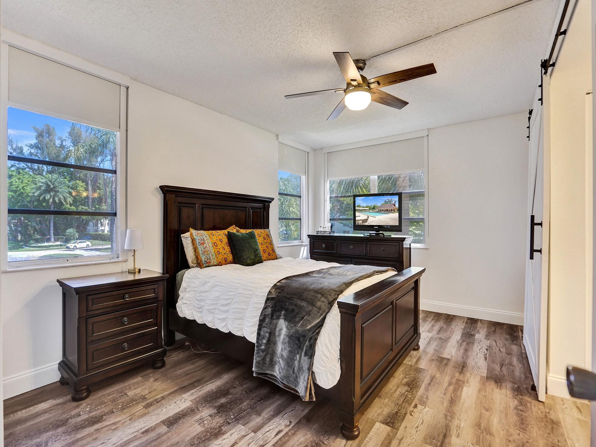 SABAL PALM - Residential