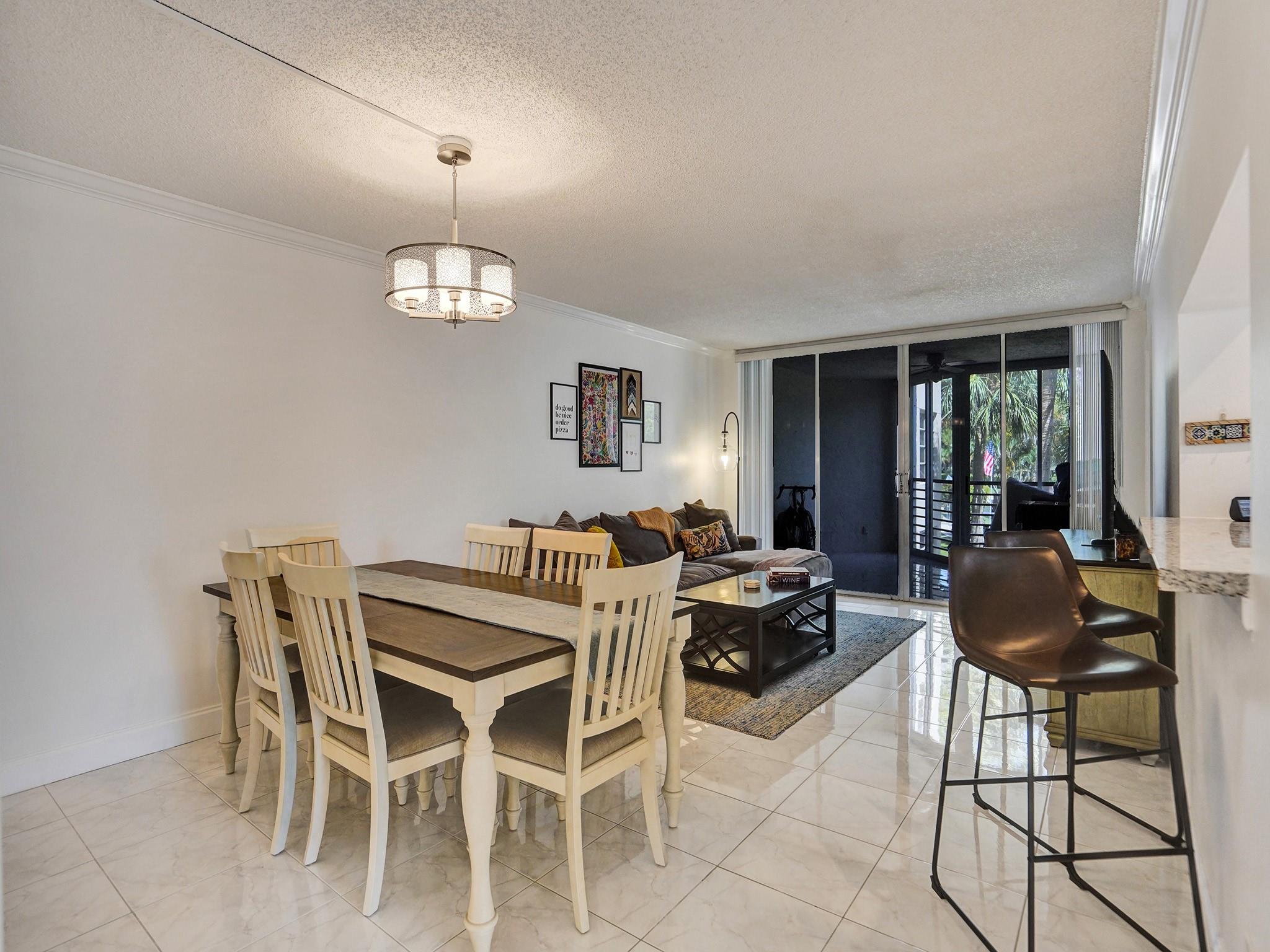 SABAL PALM - Residential