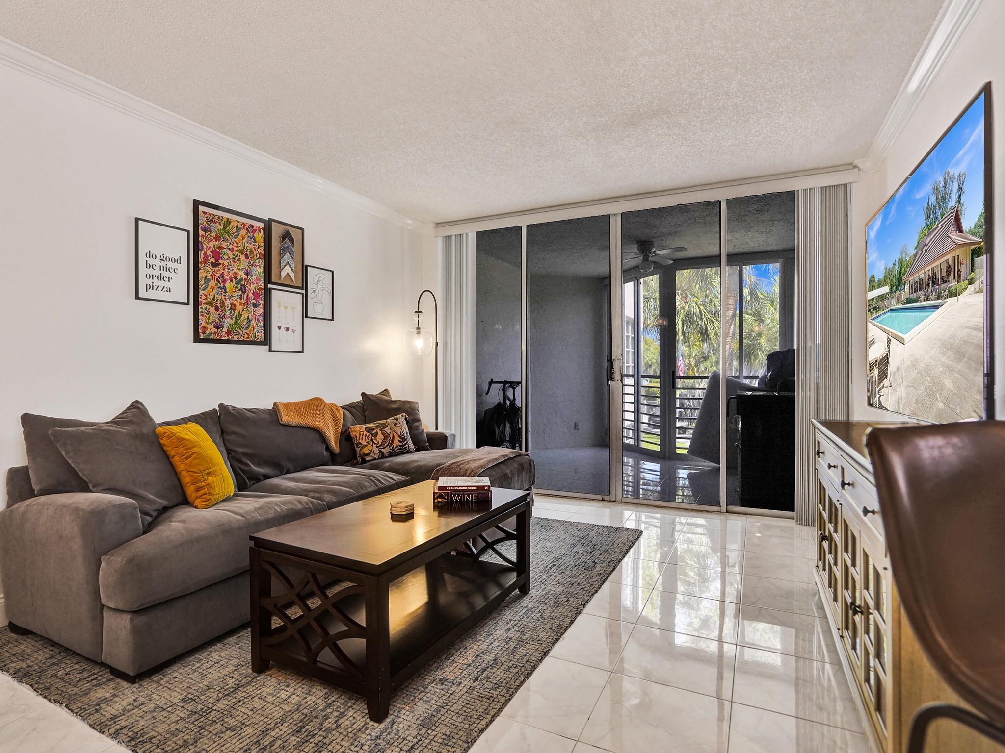 SABAL PALM - Residential
