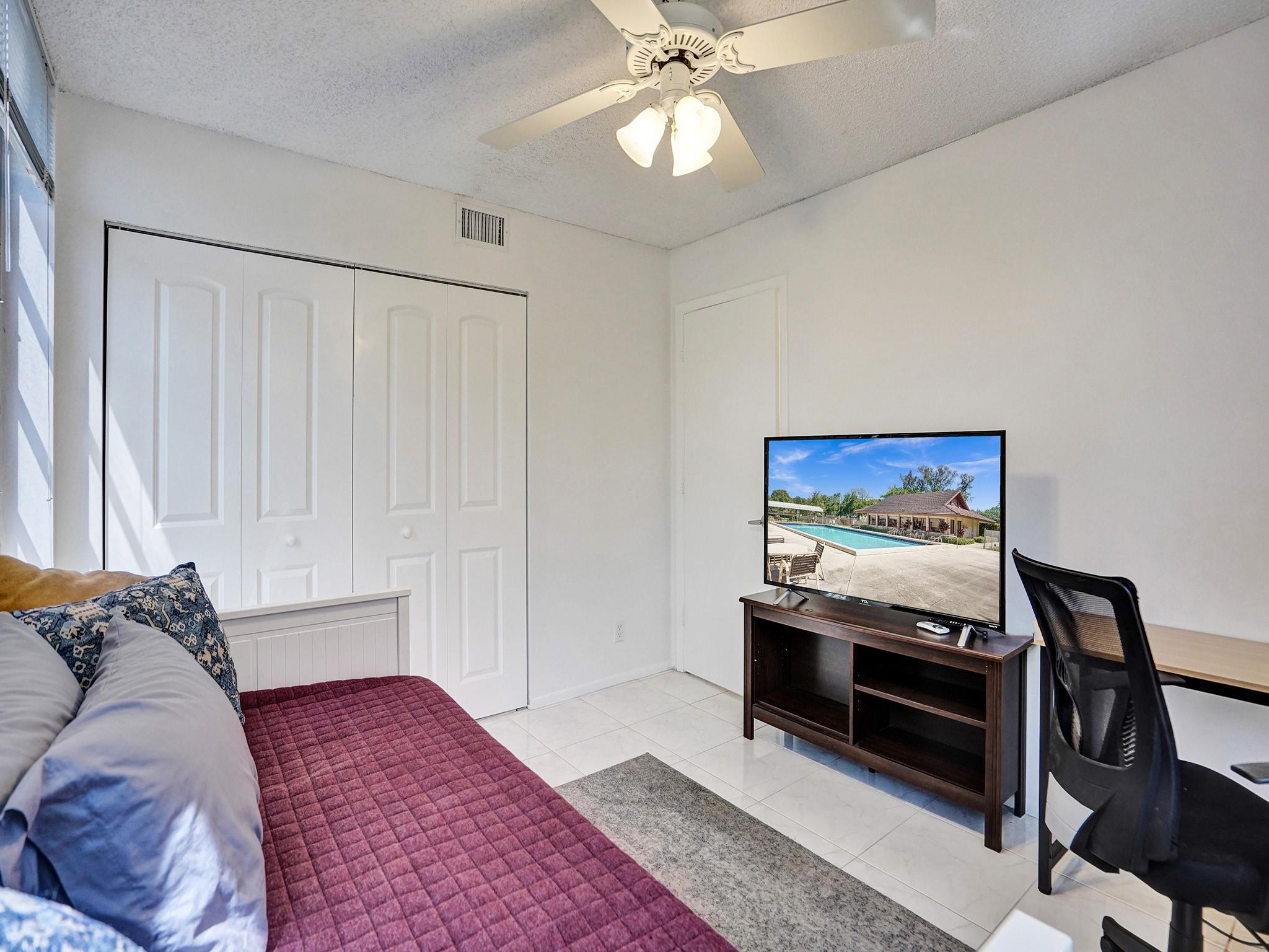 SABAL PALM - Residential