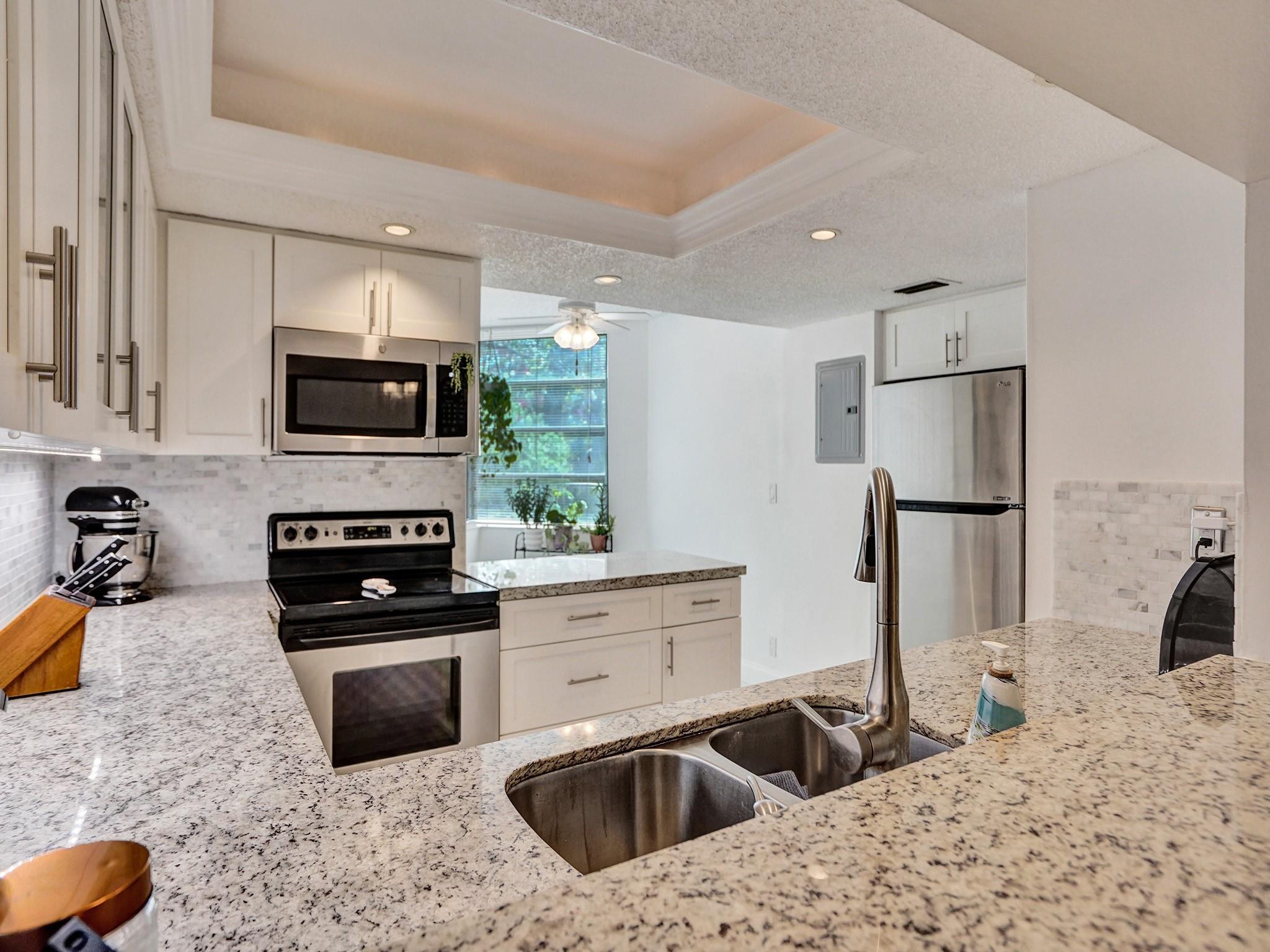 SABAL PALM - Residential
