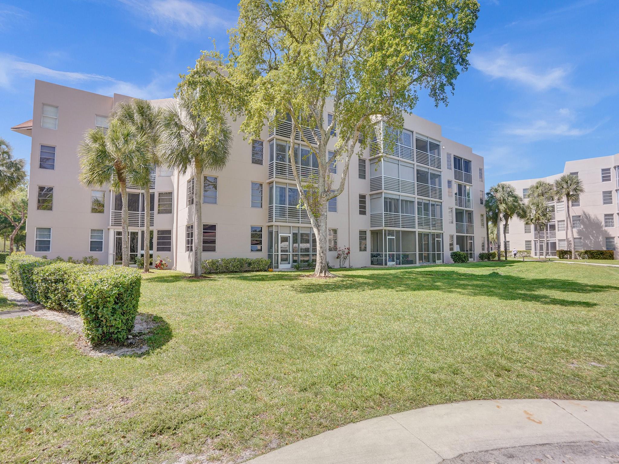 SABAL PALM - Residential