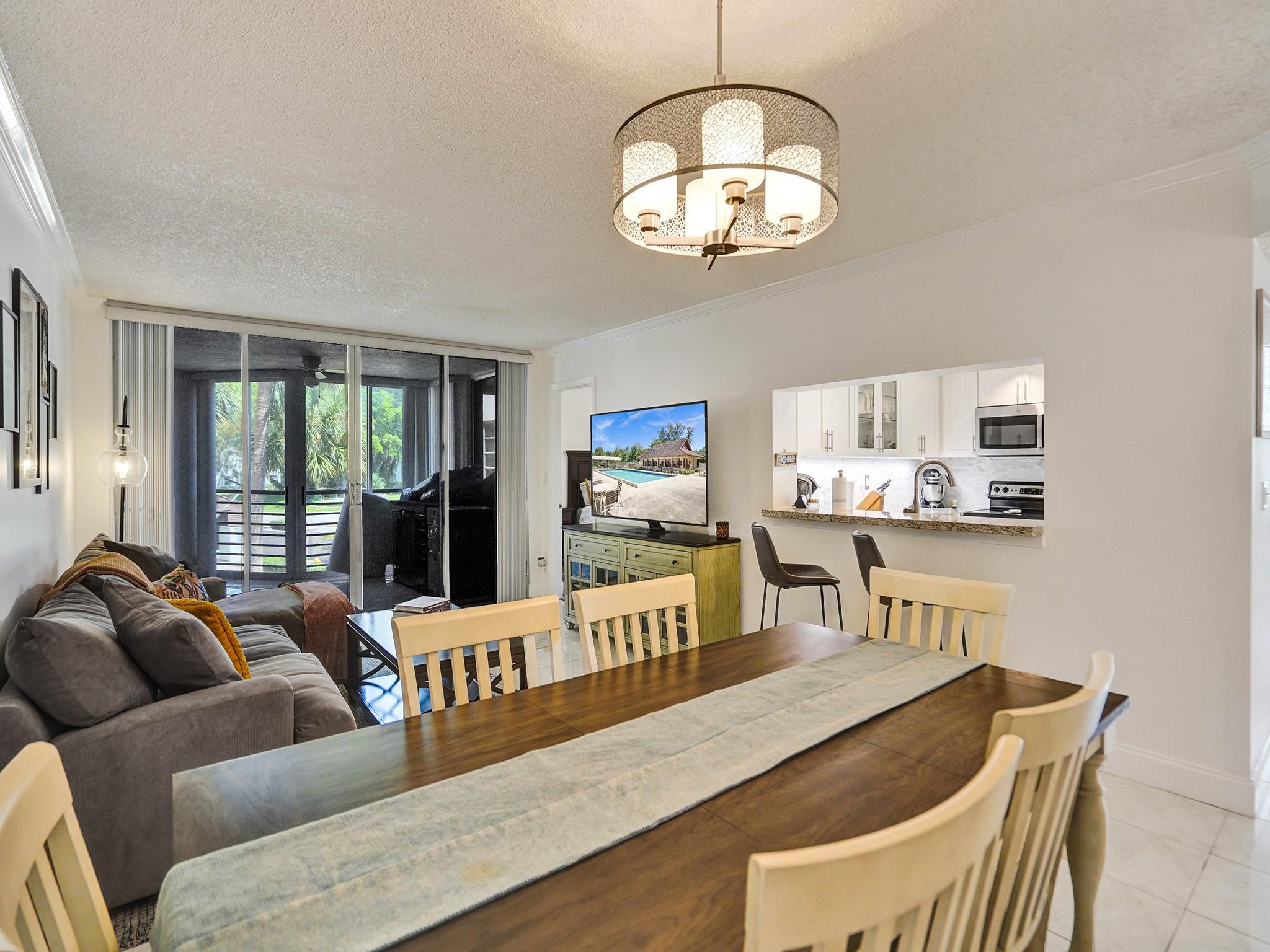 SABAL PALM - Residential