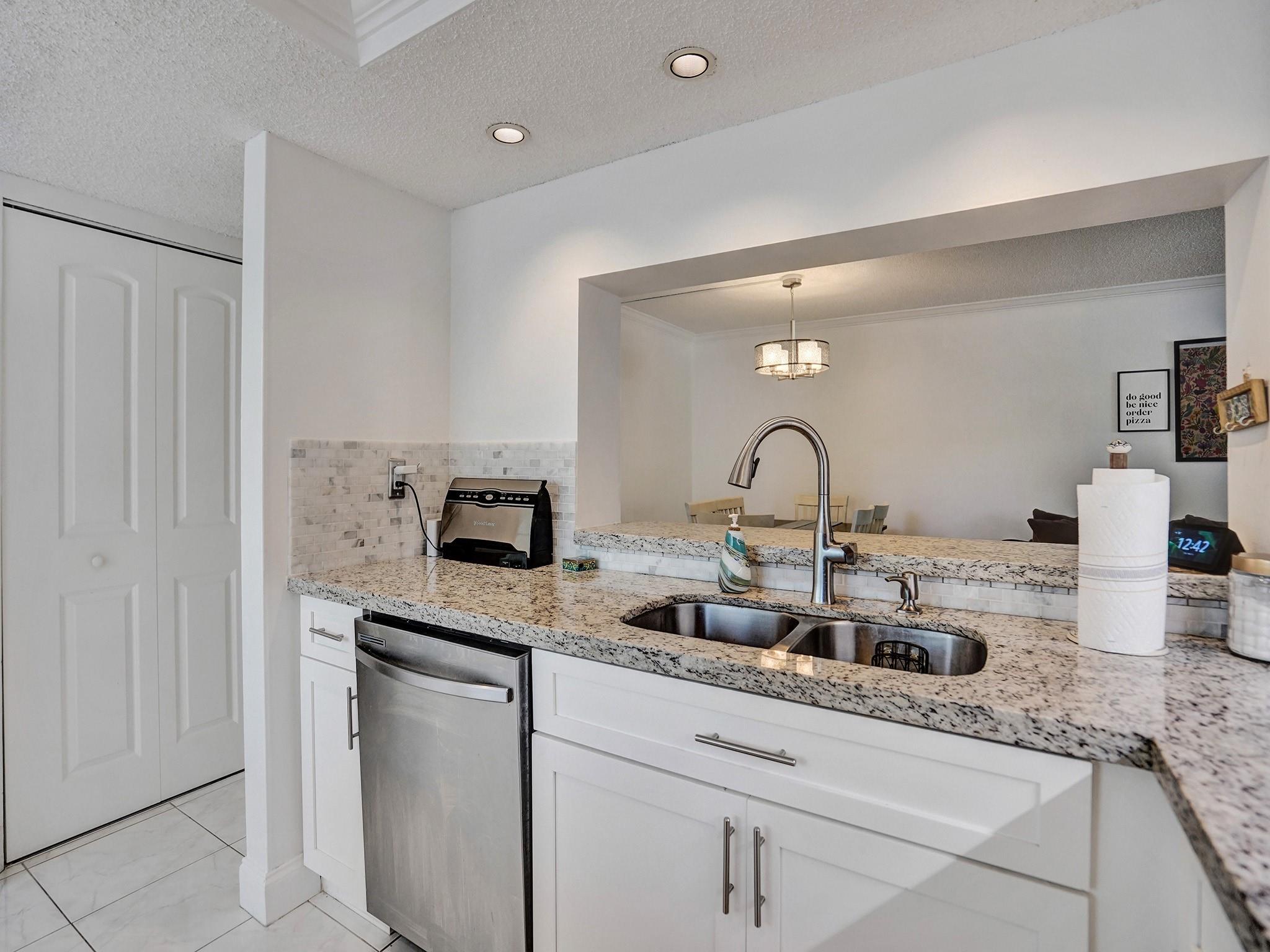 SABAL PALM - Residential