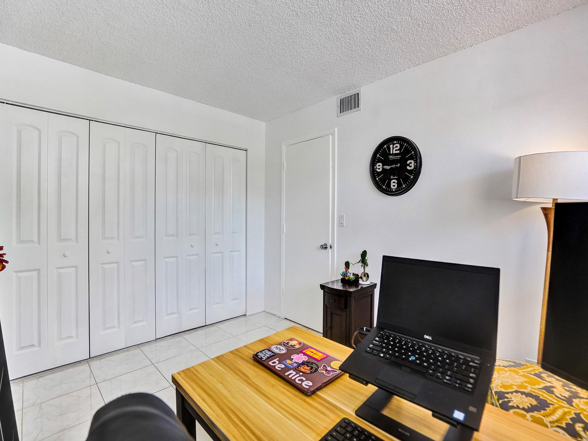 SABAL PALM - Residential