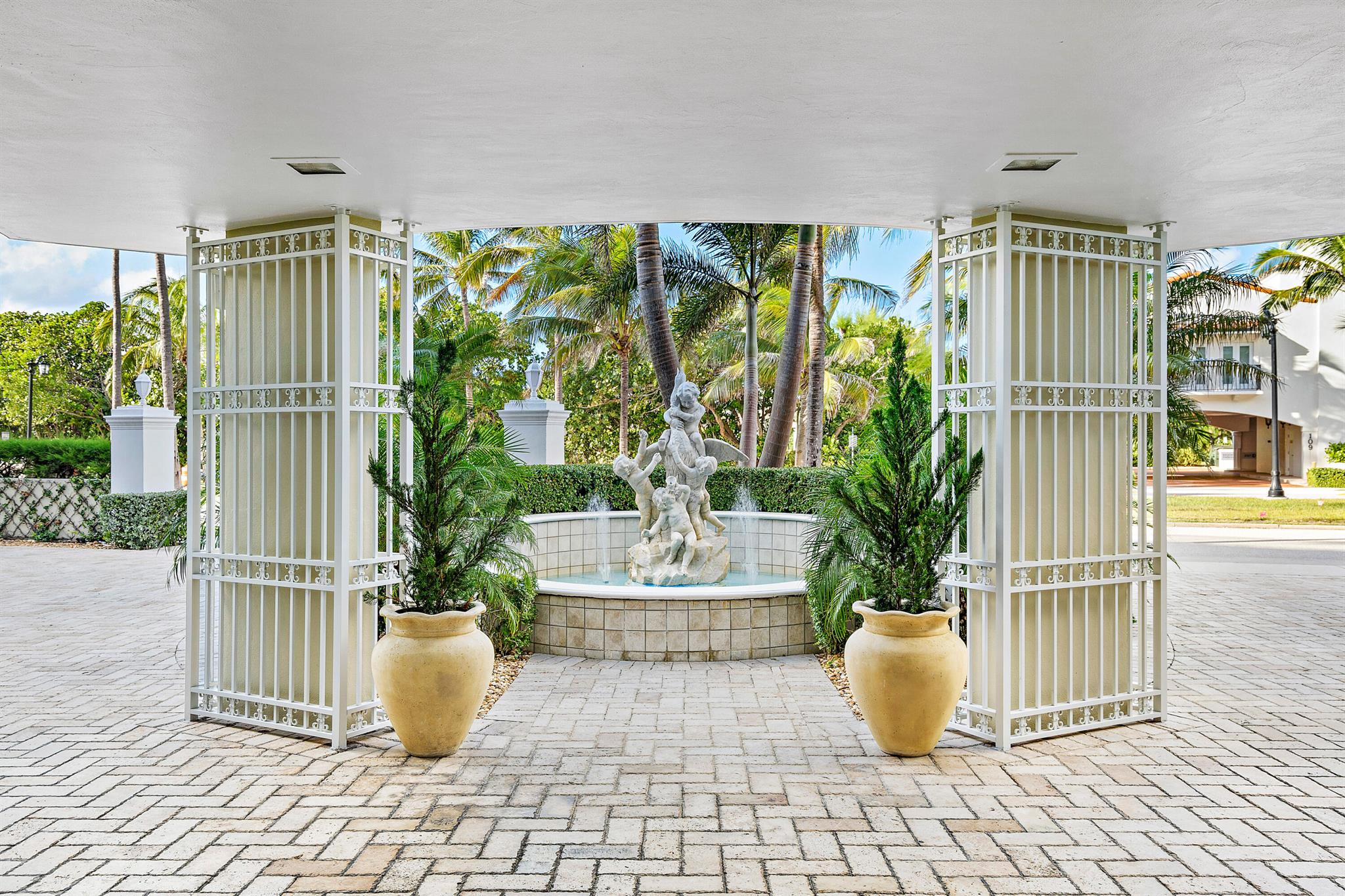 ONE ROYAL PALM WAY CONDO - Residential