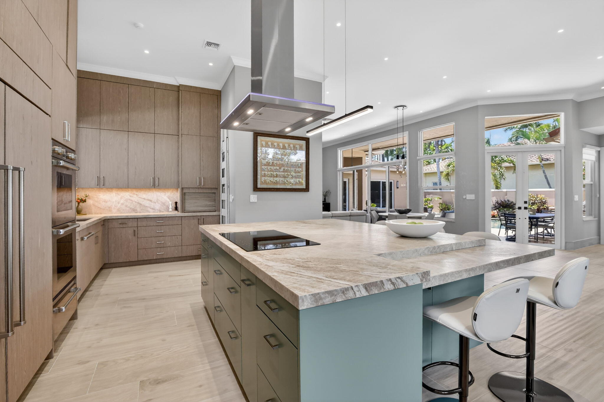 WESTON HILLS COUNTRY CLUB - Residential