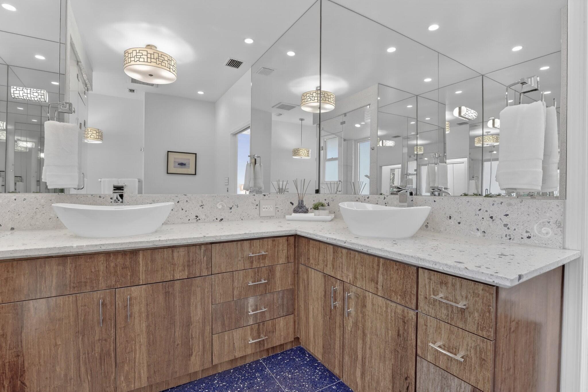 WESTON HILLS COUNTRY CLUB - Residential