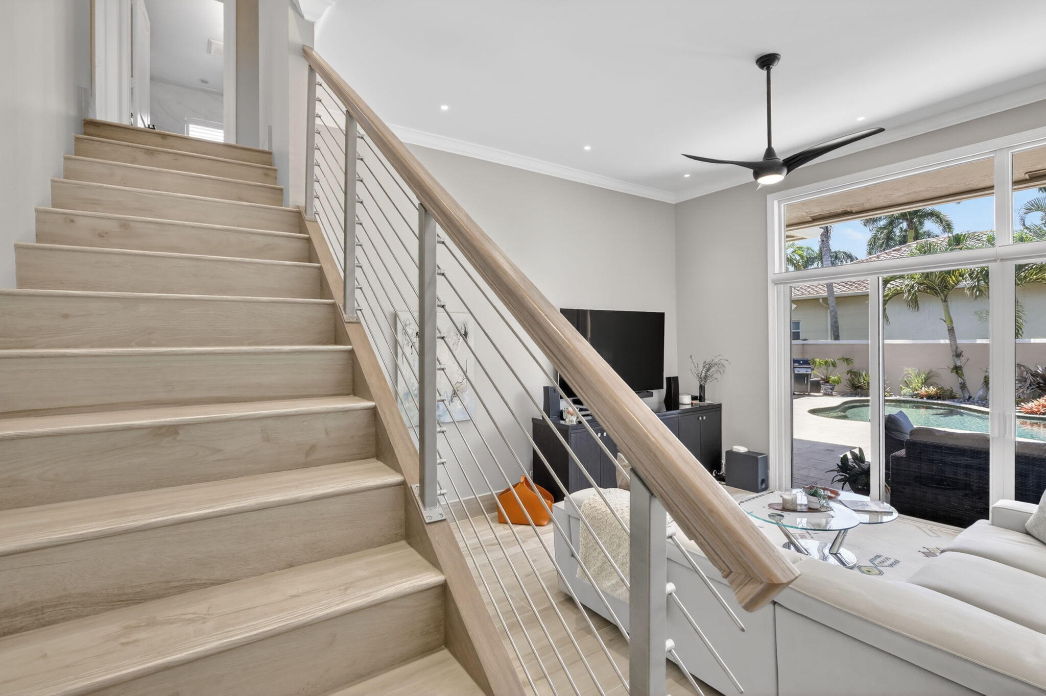 WESTON HILLS COUNTRY CLUB - Residential